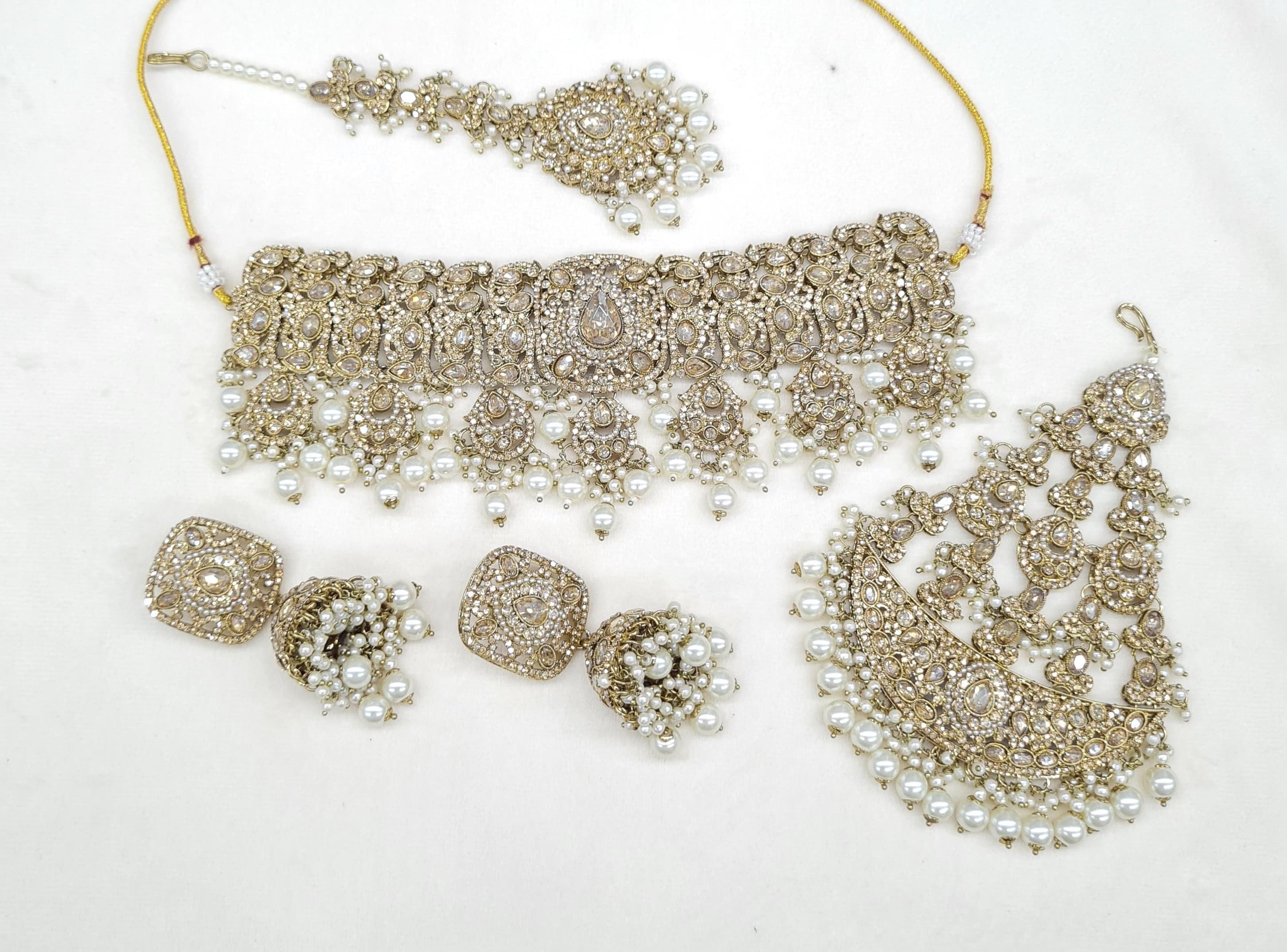 Mughal Choker 04437 - 7