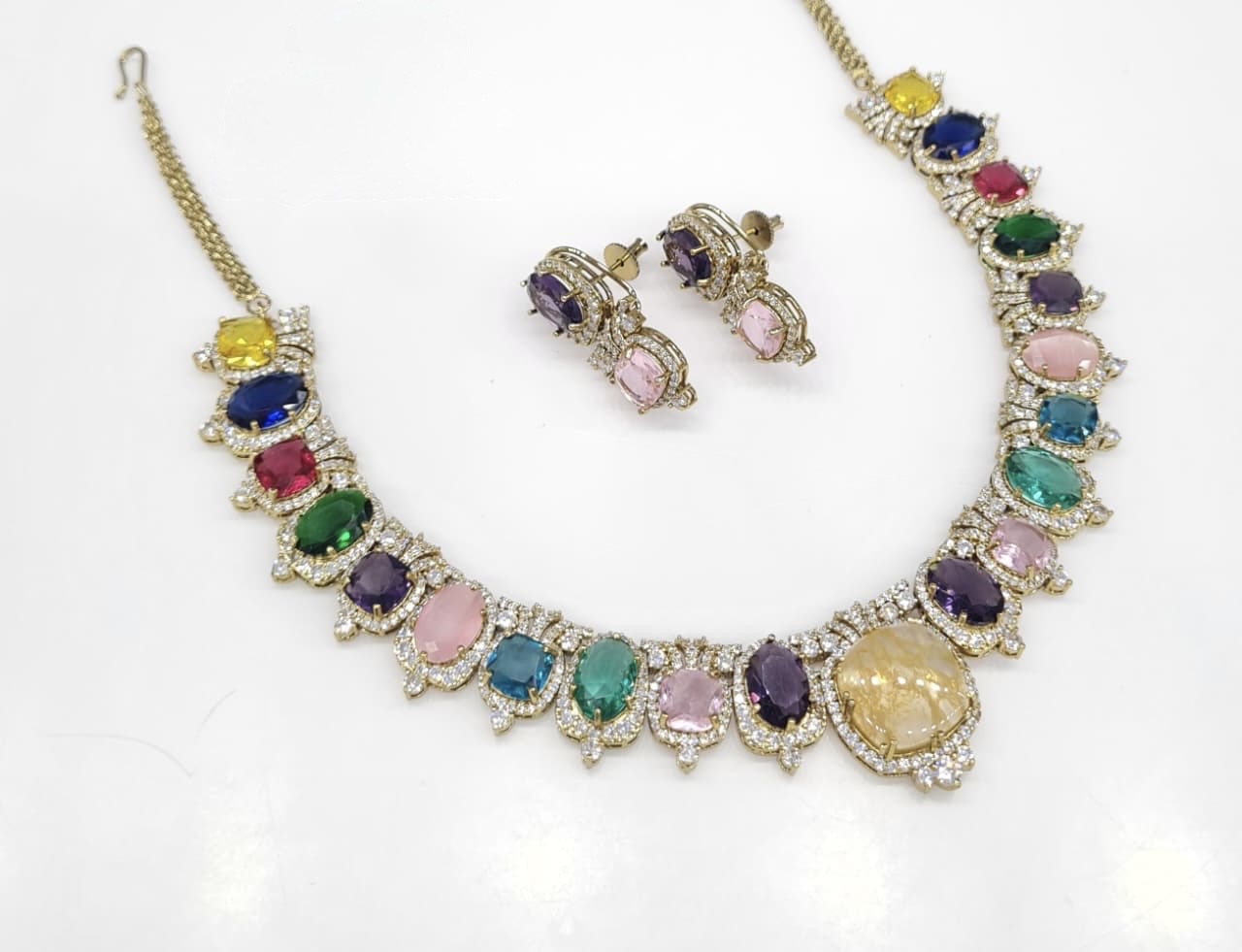 Sabyasachi Necklace 08728 - 8