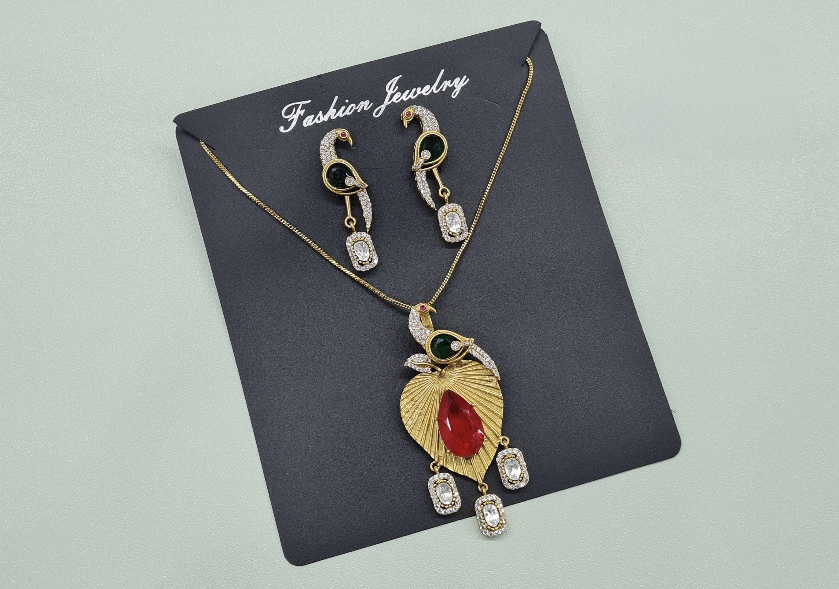 Kundan Pendant 11239 - 11