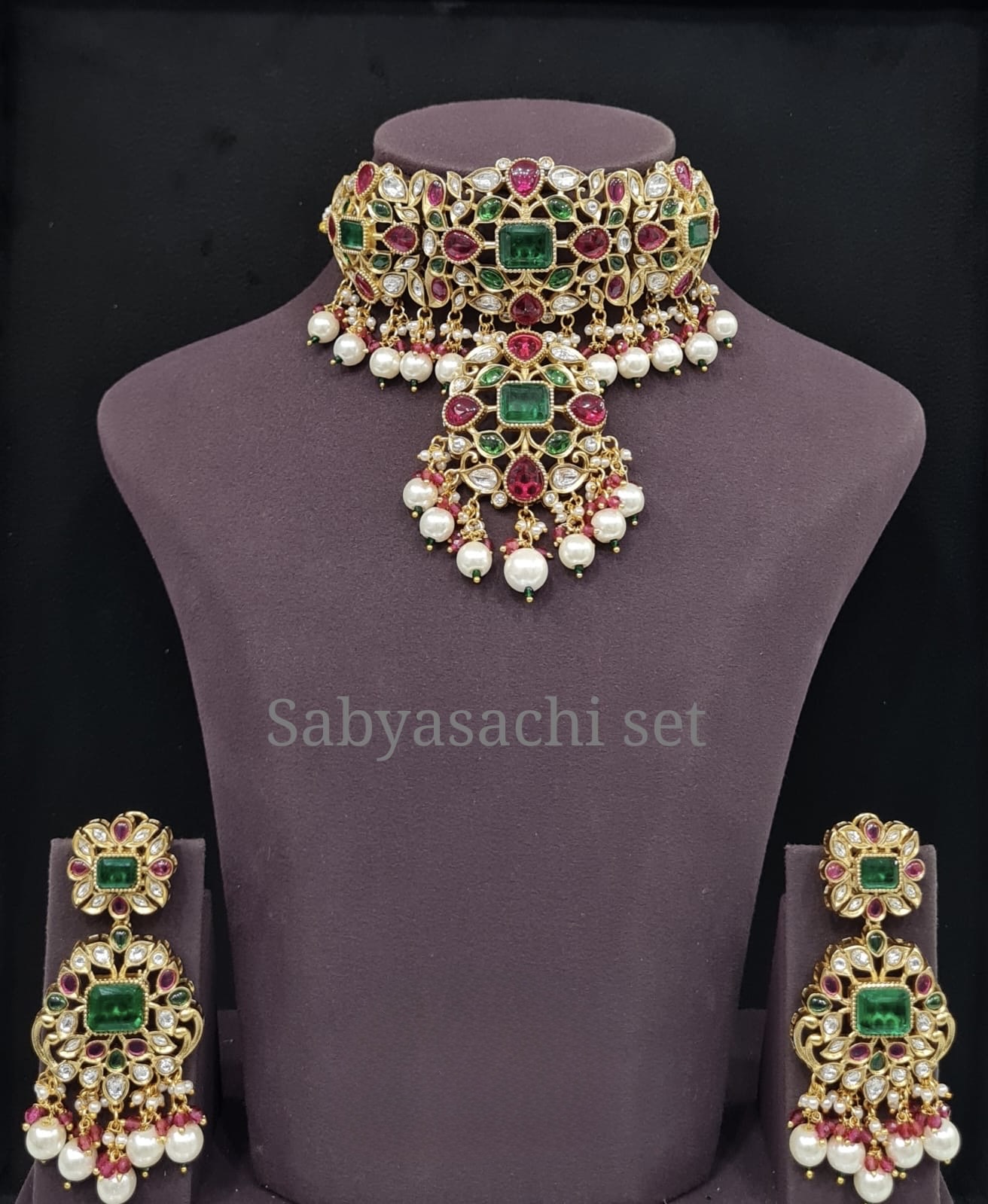Sabyasachi Choker 05102 - 4