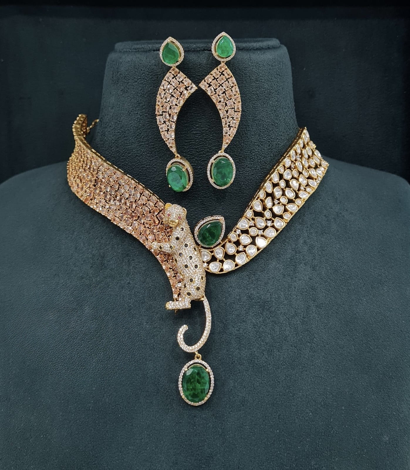 Kundan Necklace 08218 - 12