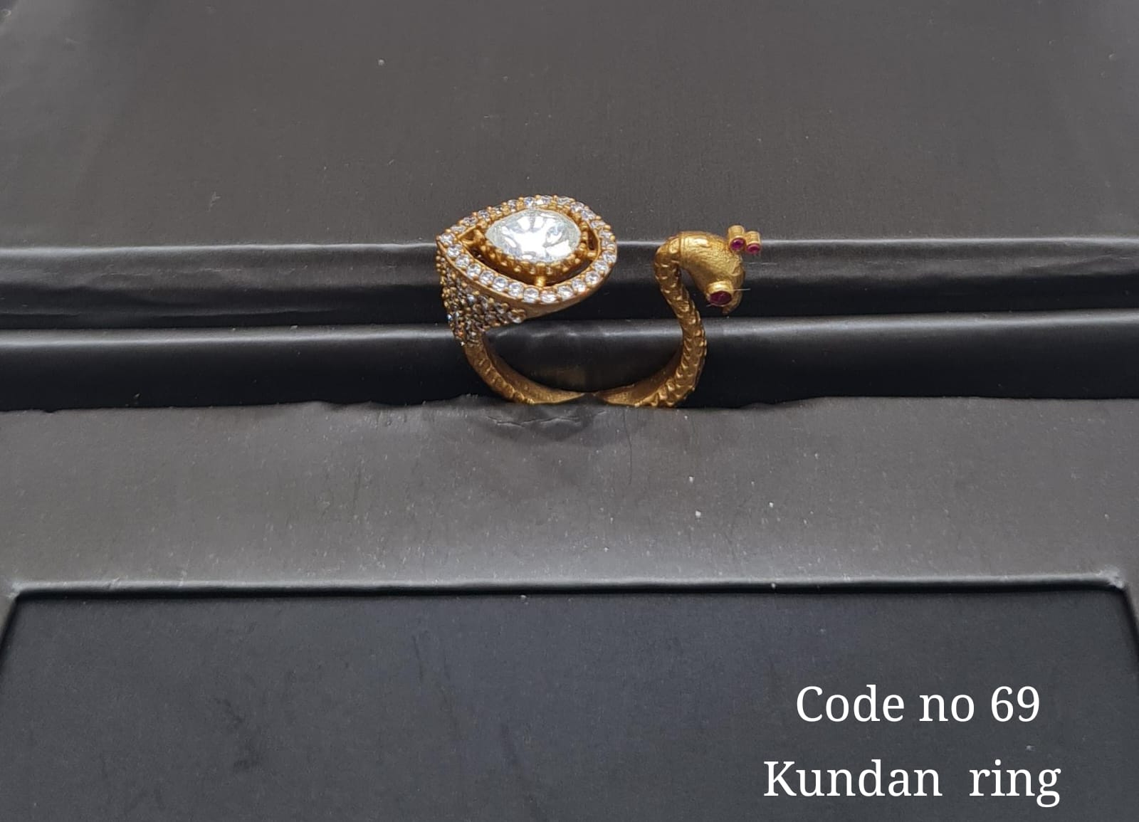 Kundan finger ring 00129 - 4