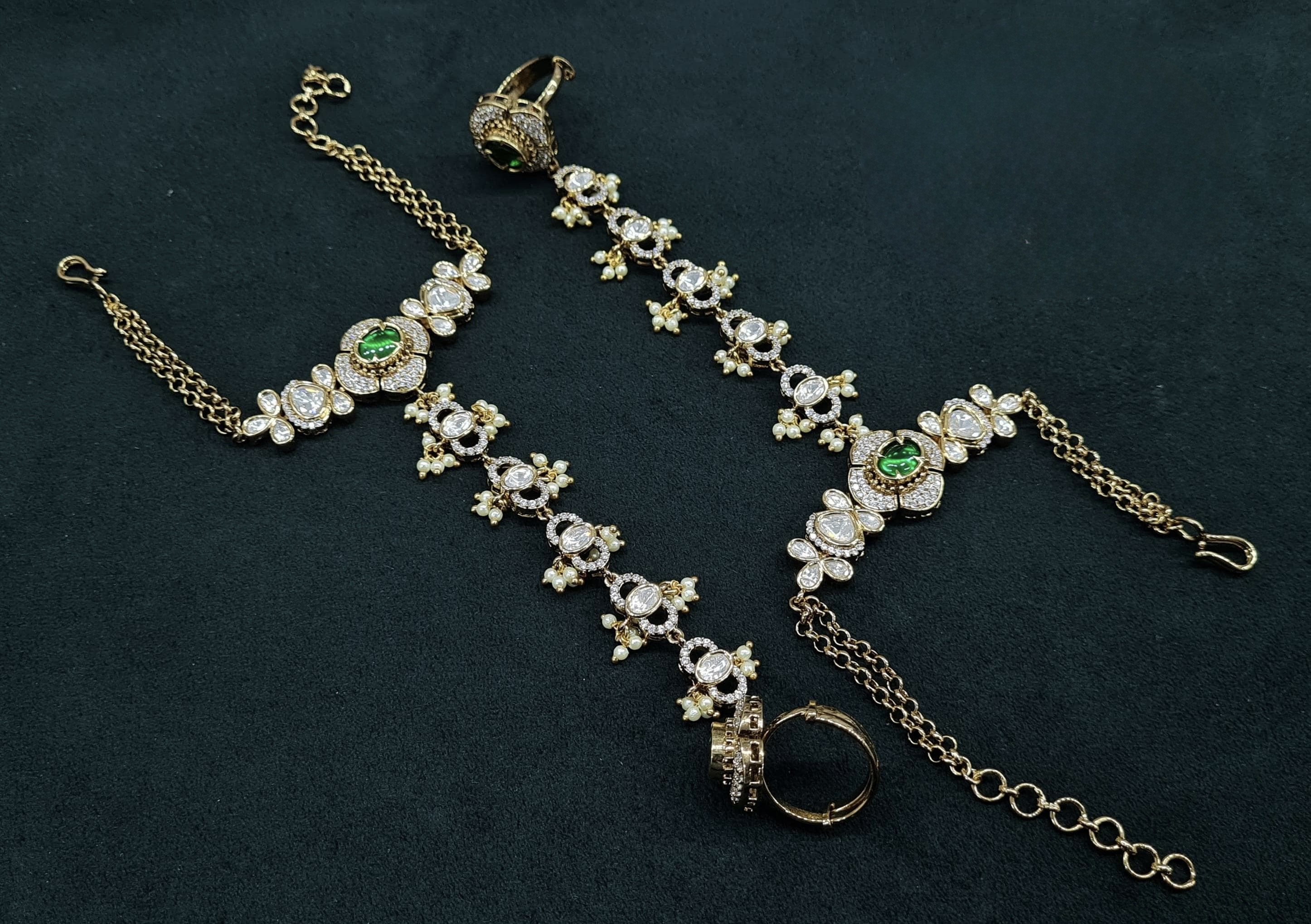 Kundan hathpan 01373