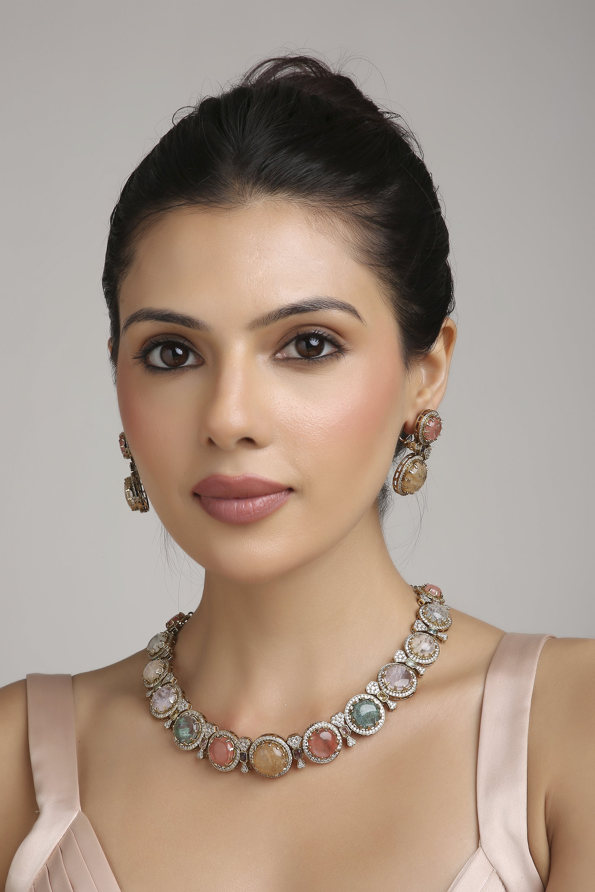 Sabyasachi Necklace 08436 - 3