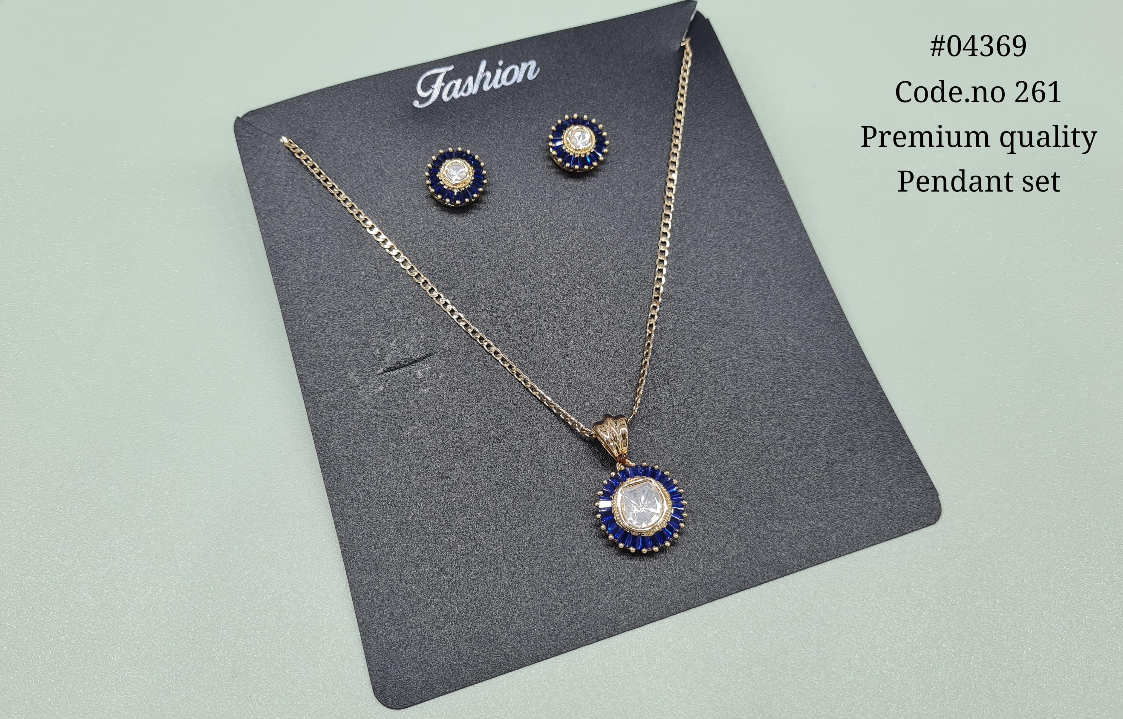 Kundan Pendant 04369 - 4