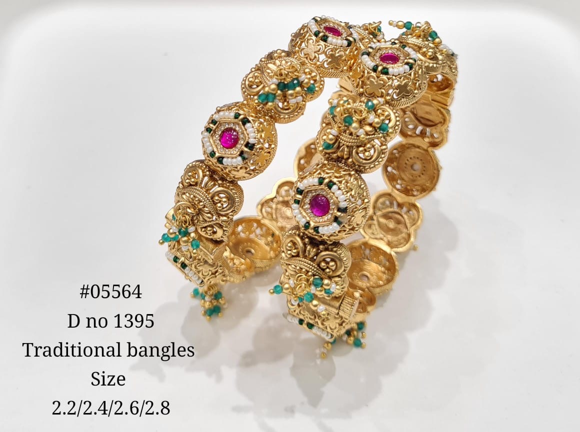 Heritage Bangles 05564