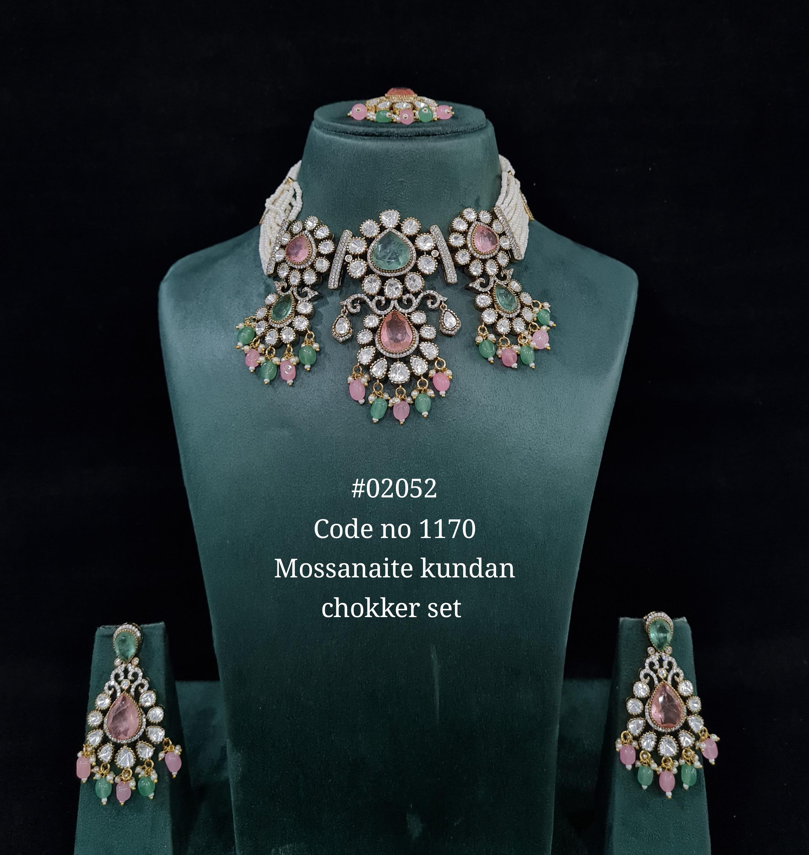 Victorian Doublet Choker 02052 - 4