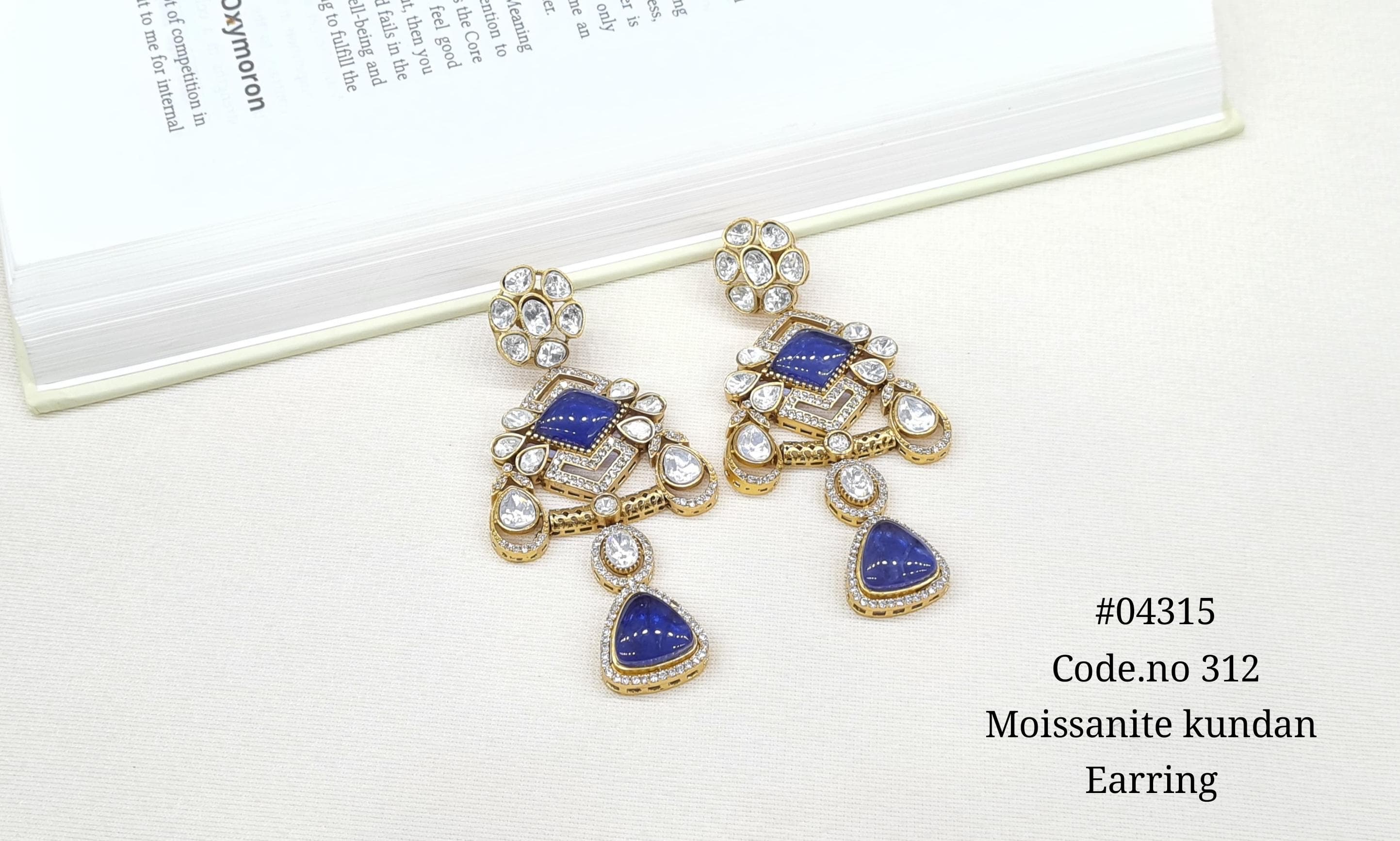 Kundan Earring 04315 - 5