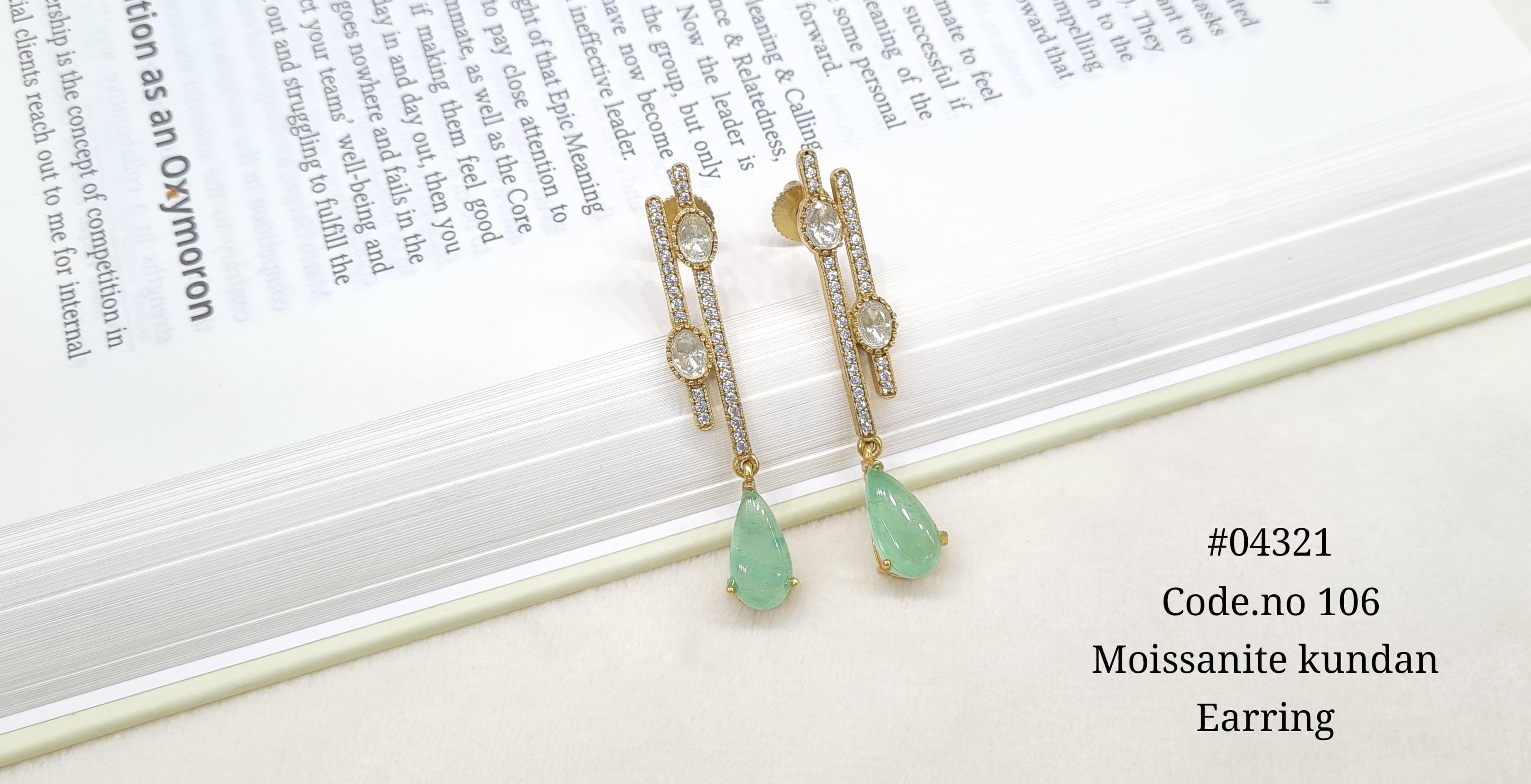 Kundan Earring 04321 - 3