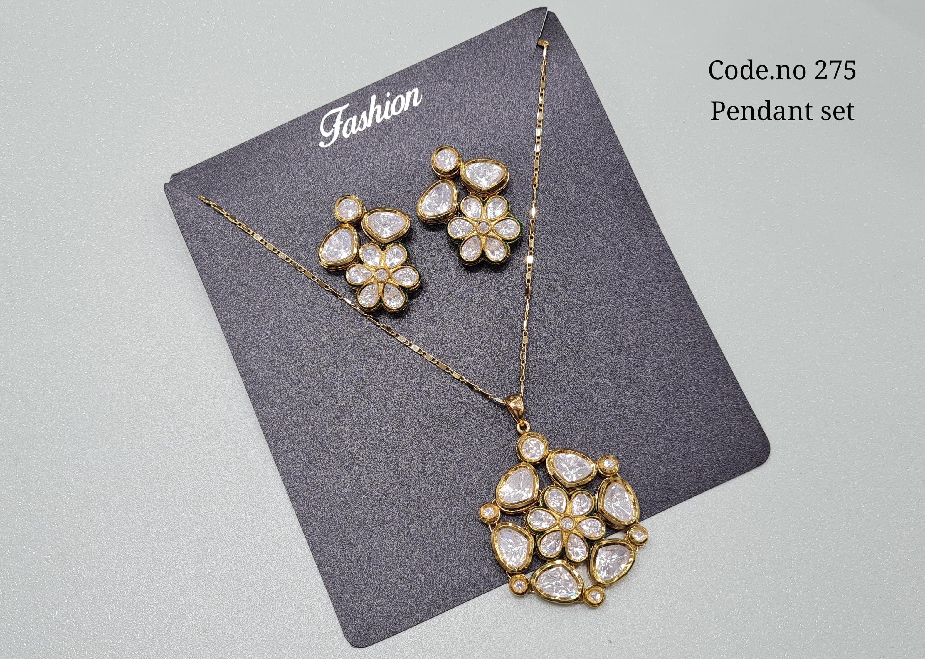 Kundan pendant sets 01810 - 3