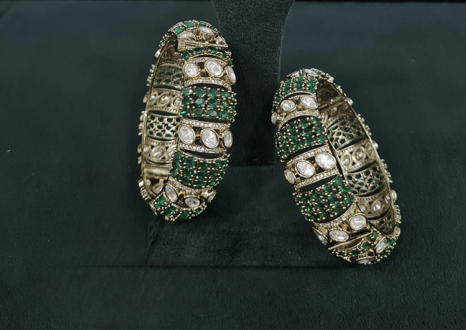 Kundan Bangles 08555 - 6