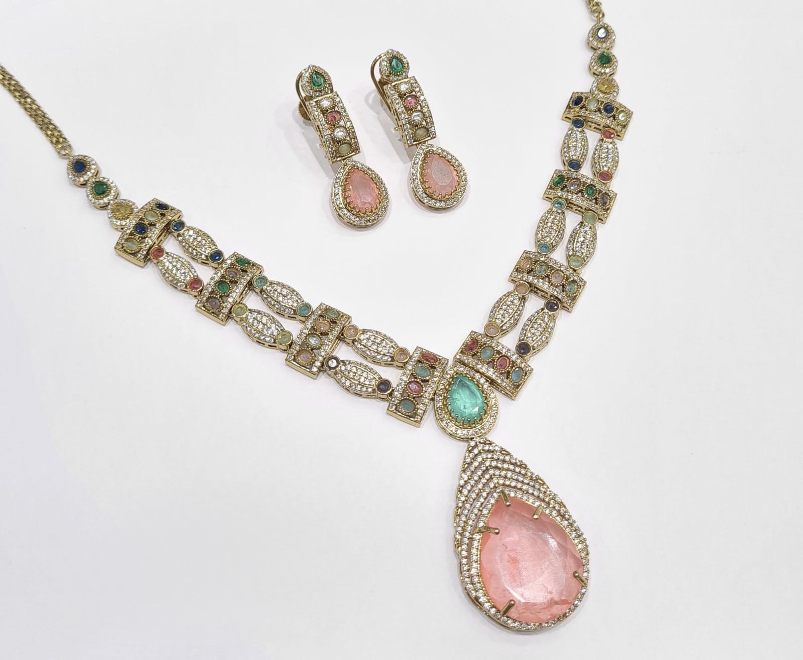 Sabyasachi Necklace 10313 - 3