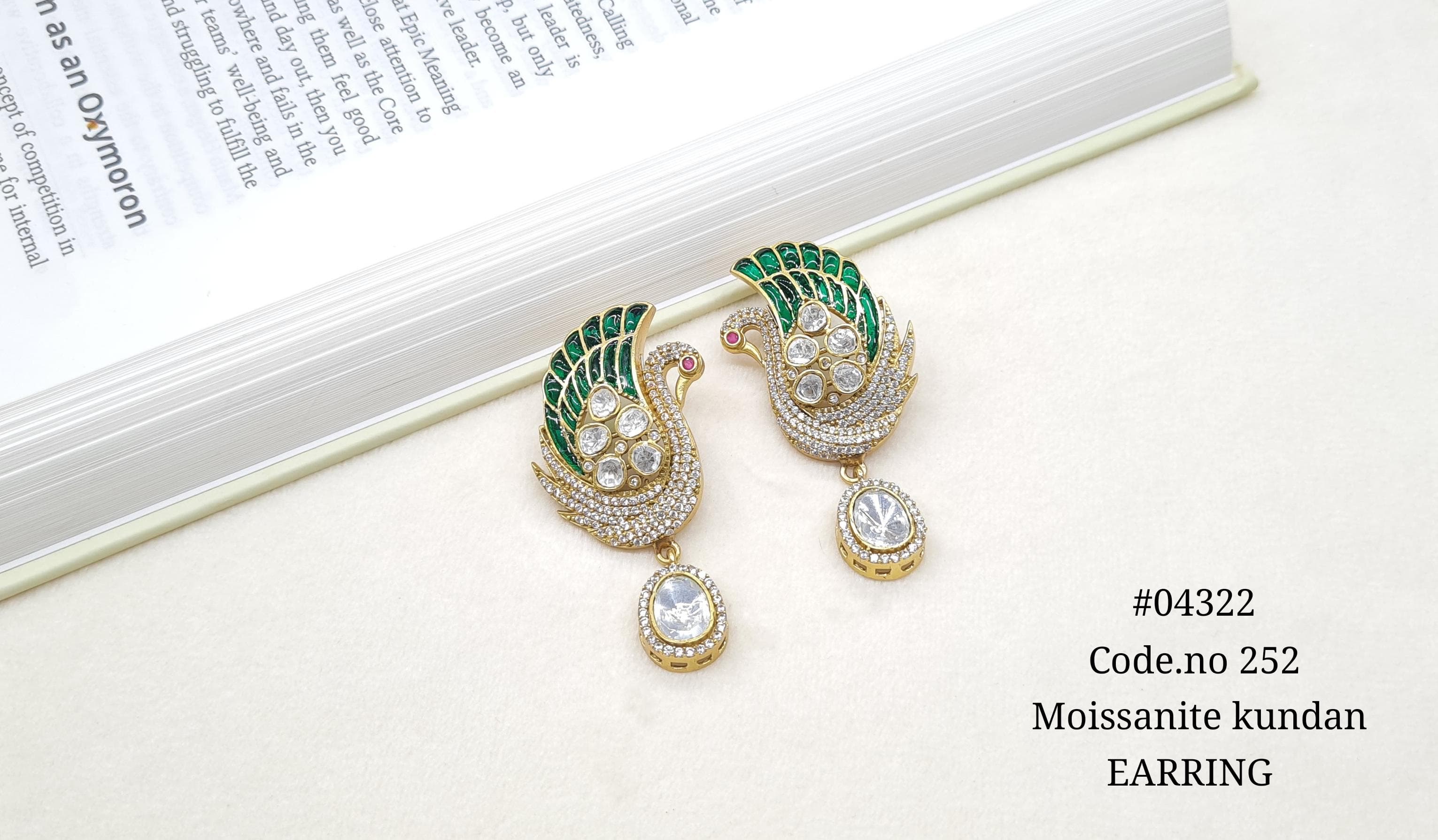 Kundan Earring 04322 - 12