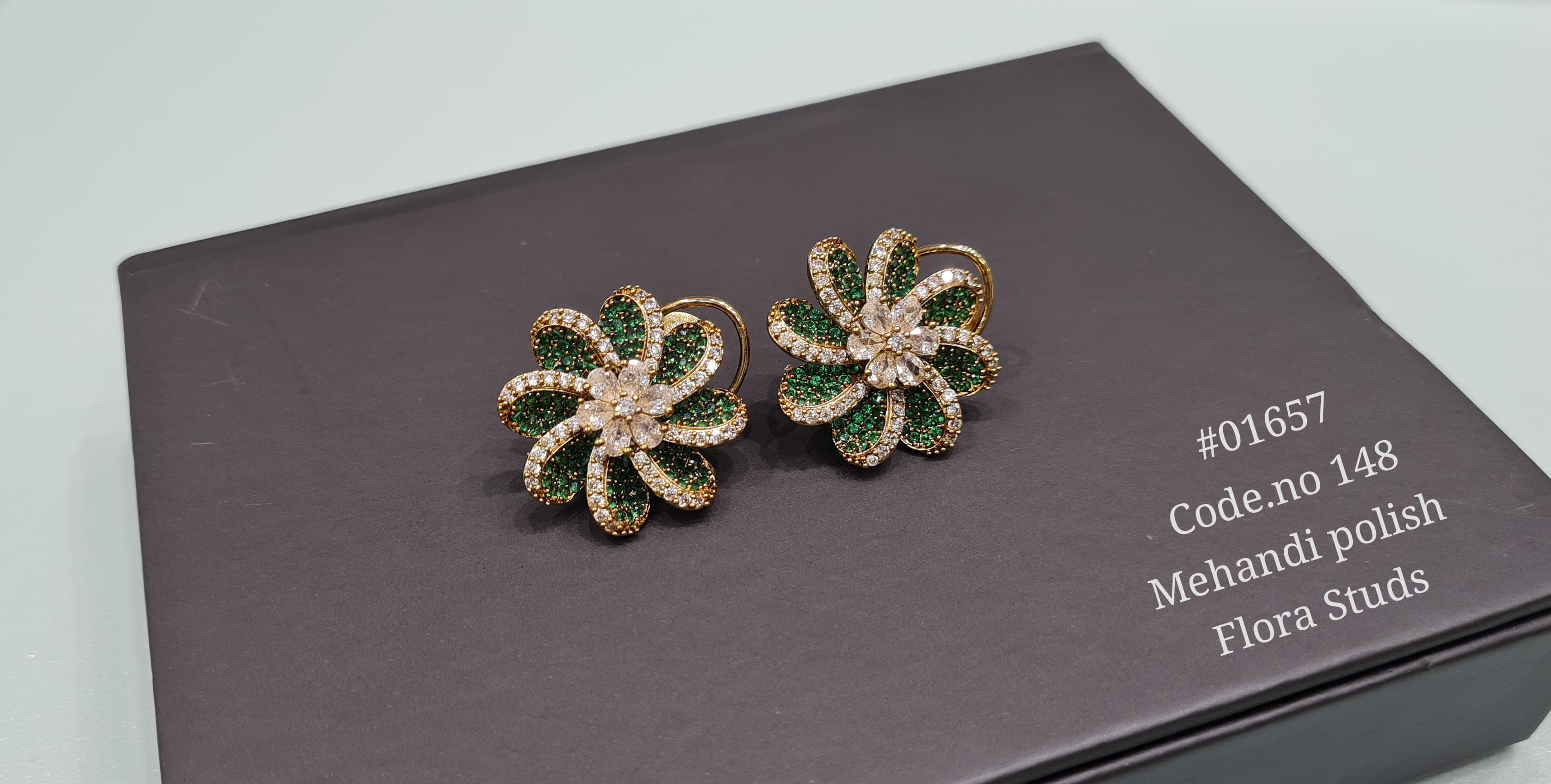 Cz Flower Studs 01657 - 5