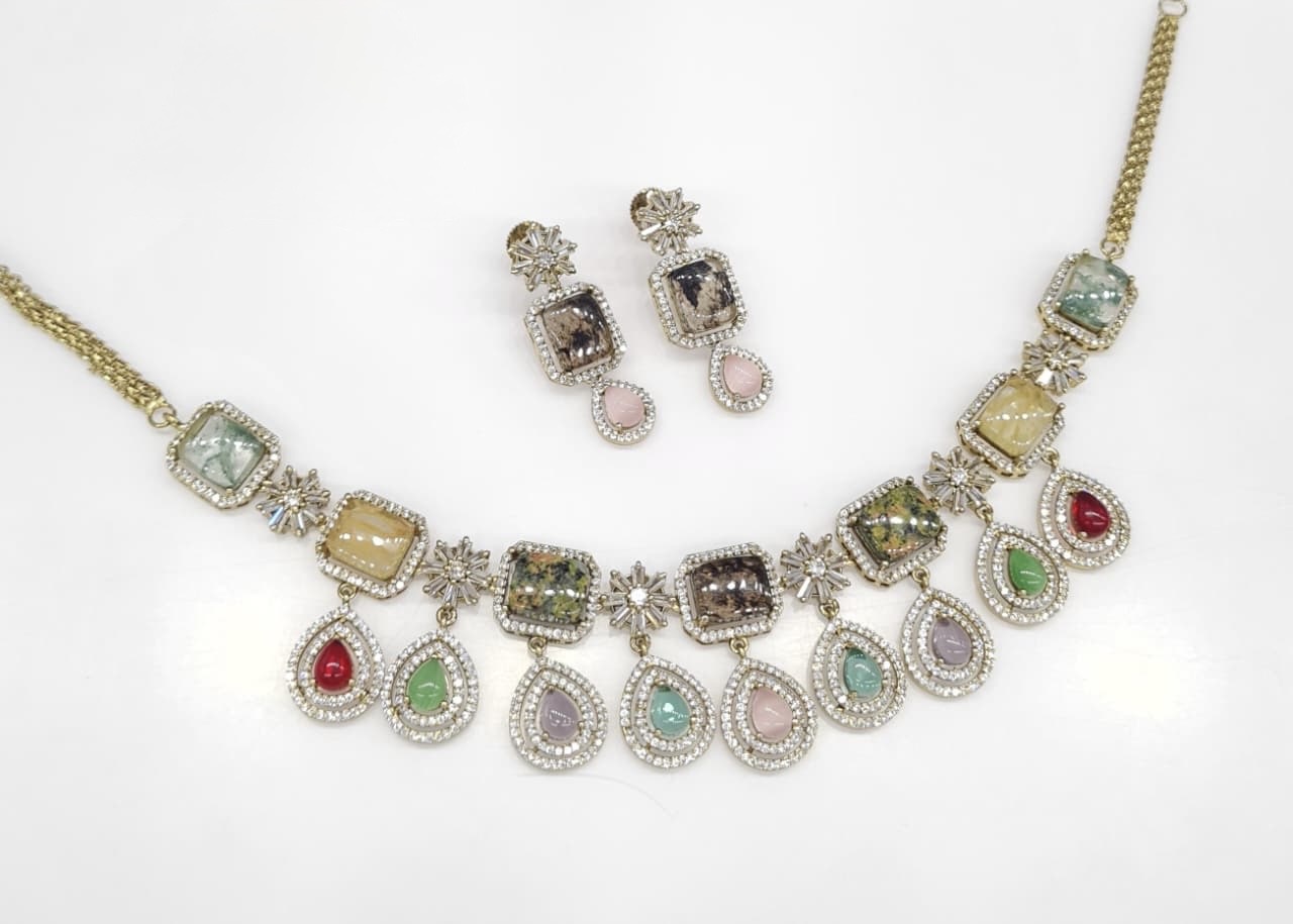 Sabyasachi Necklace 08724 - 13