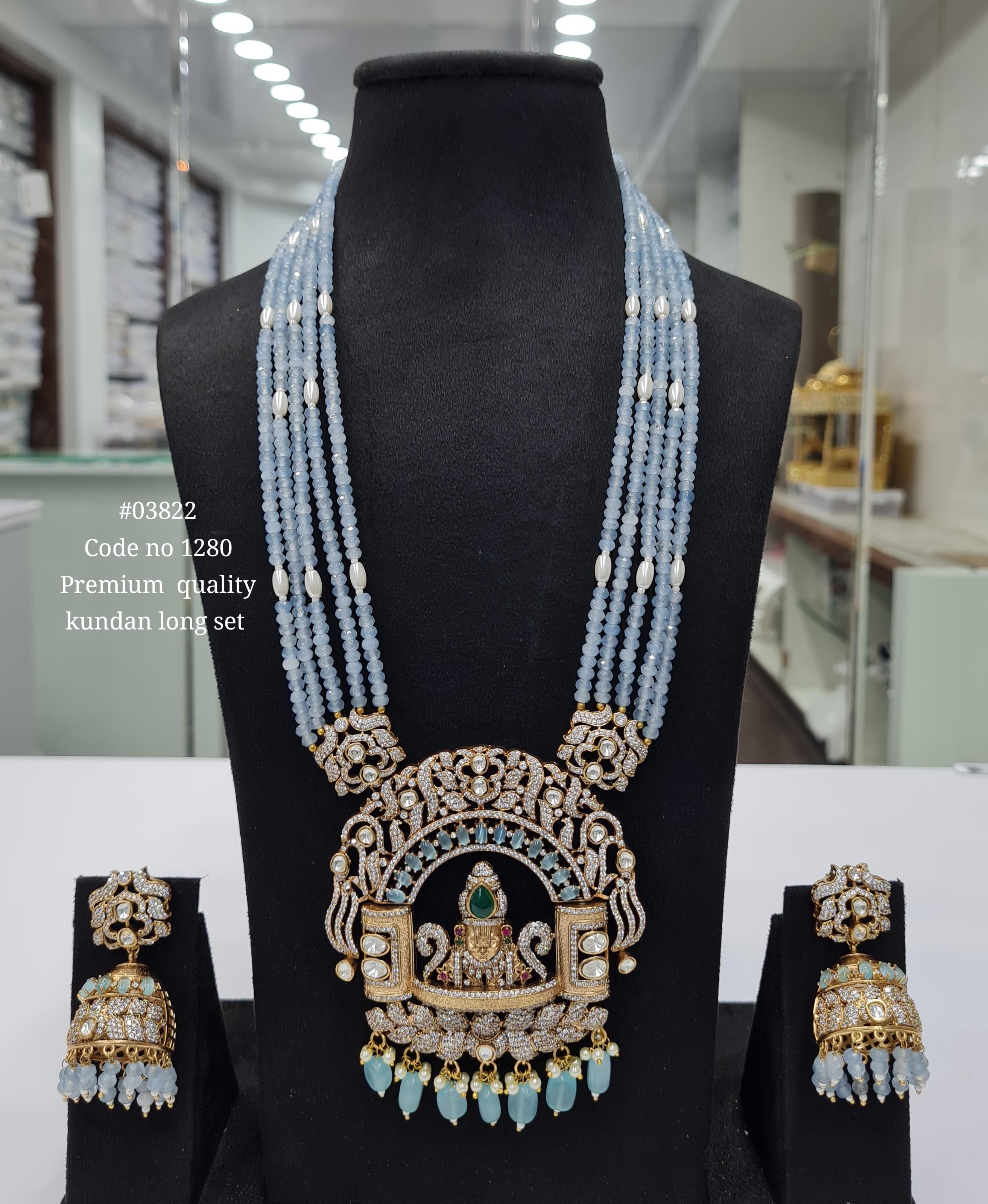 Kundan Balaji Pendant 03822 - 4