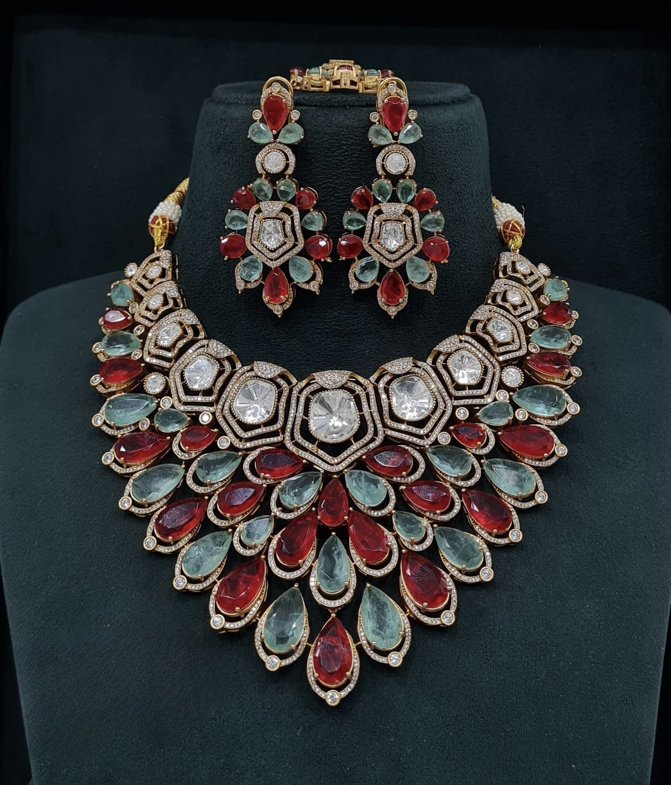 Victorian Bride Set 08061 - 8