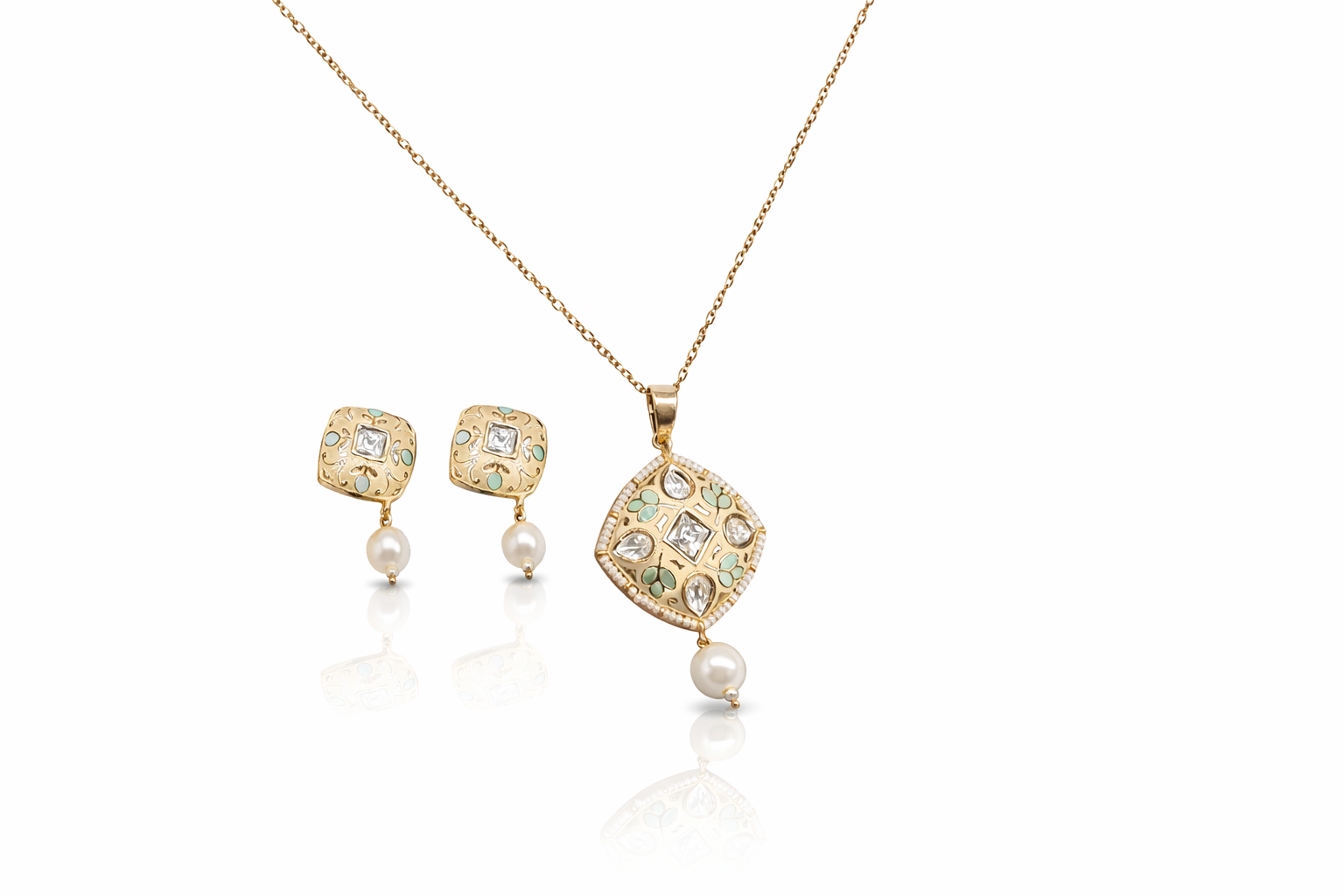 Kundan Pendant 08702