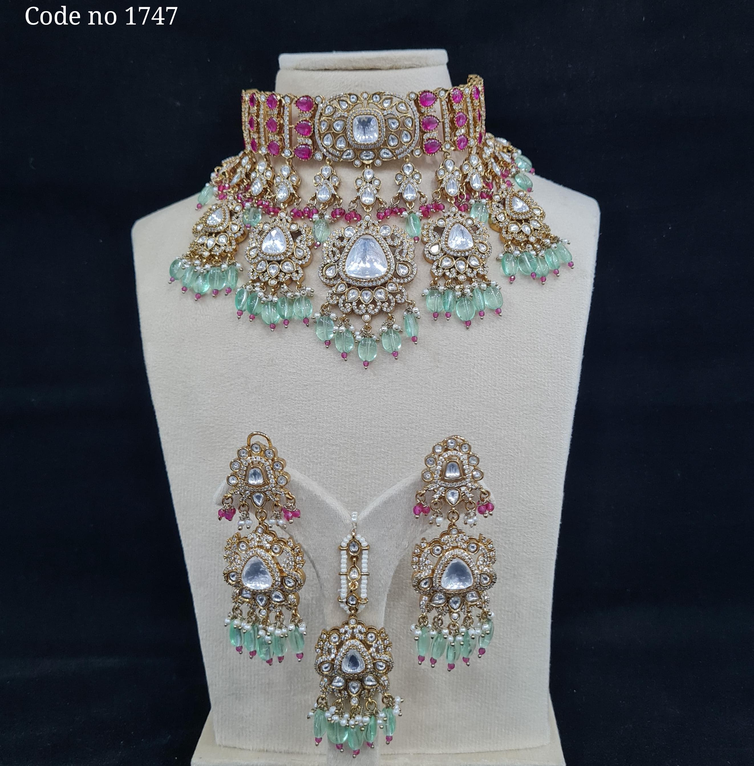 Kundan necklace set 00268
