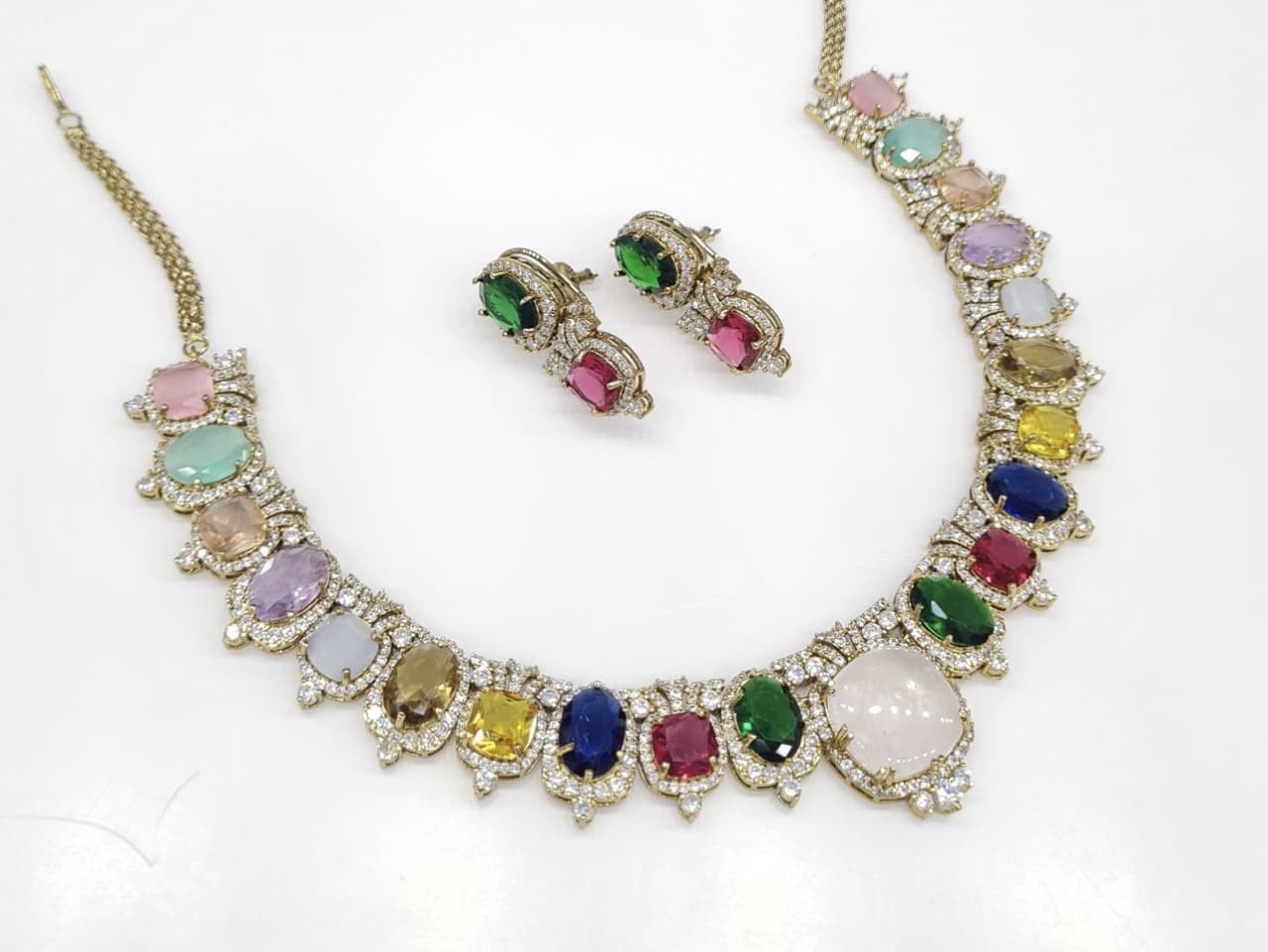 Sabyasachi Necklace 08728 - 14