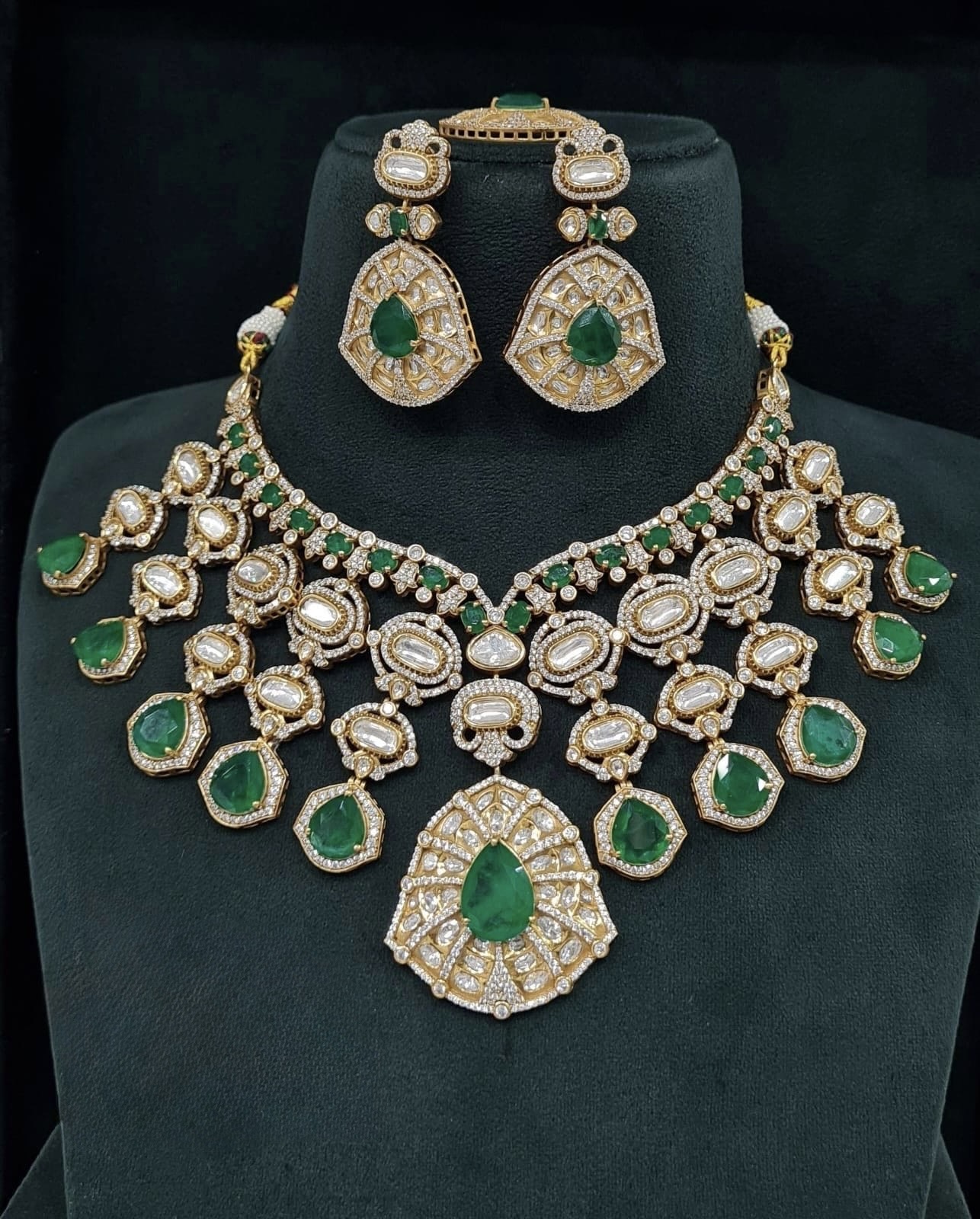 Kundan Bride Set 05501 - 4