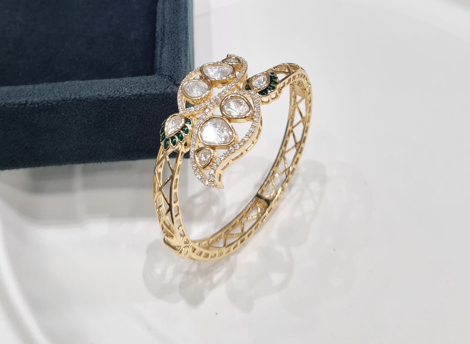 Kundan Kada 07979 - 3