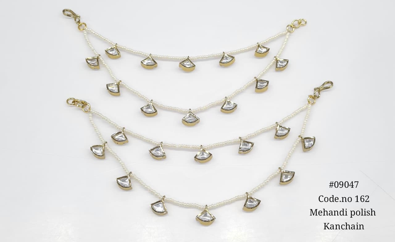 Kundan Kanchain 09047 - 2