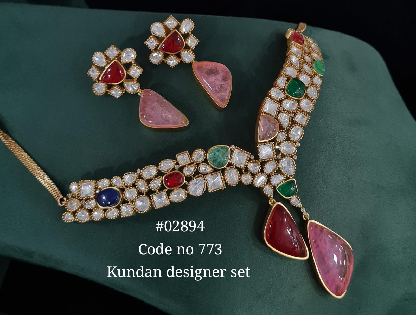 Kundan necklace 02894 - 6