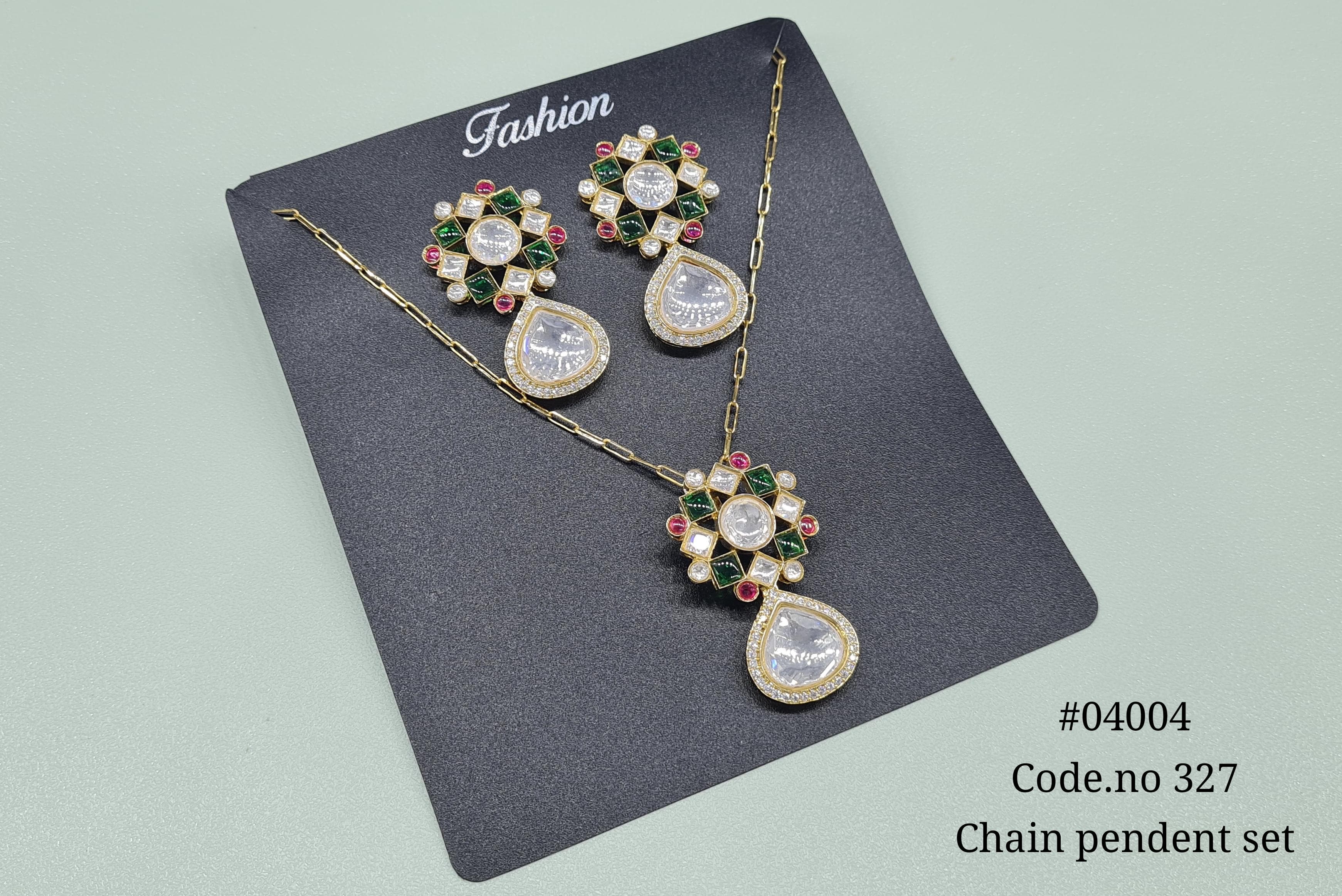 Kundan Pendant 04004 - 8