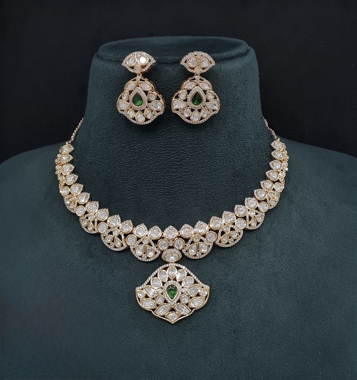 Kundan Necklace 08861 - 3