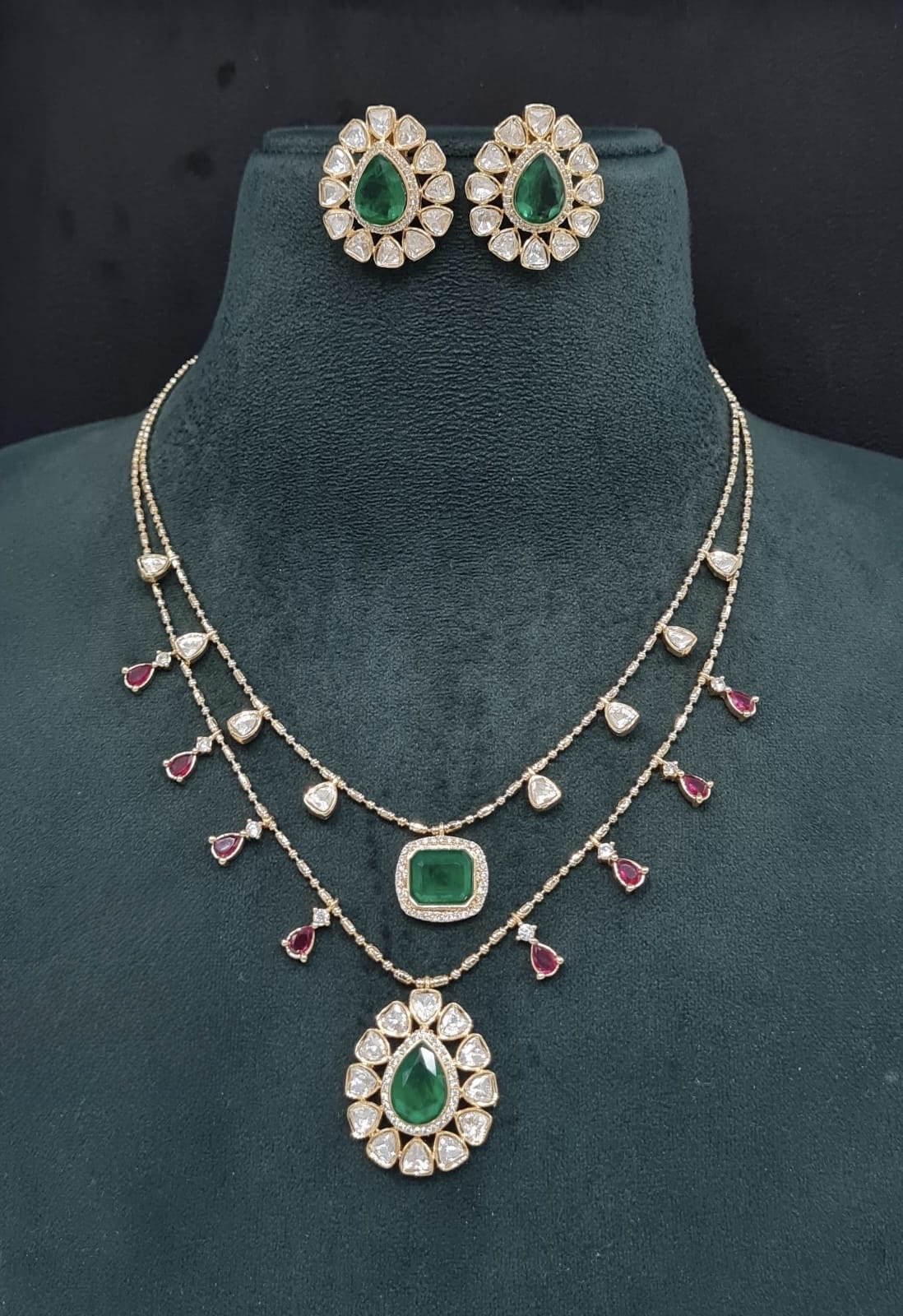 Kundan Pendant 08893 - 6