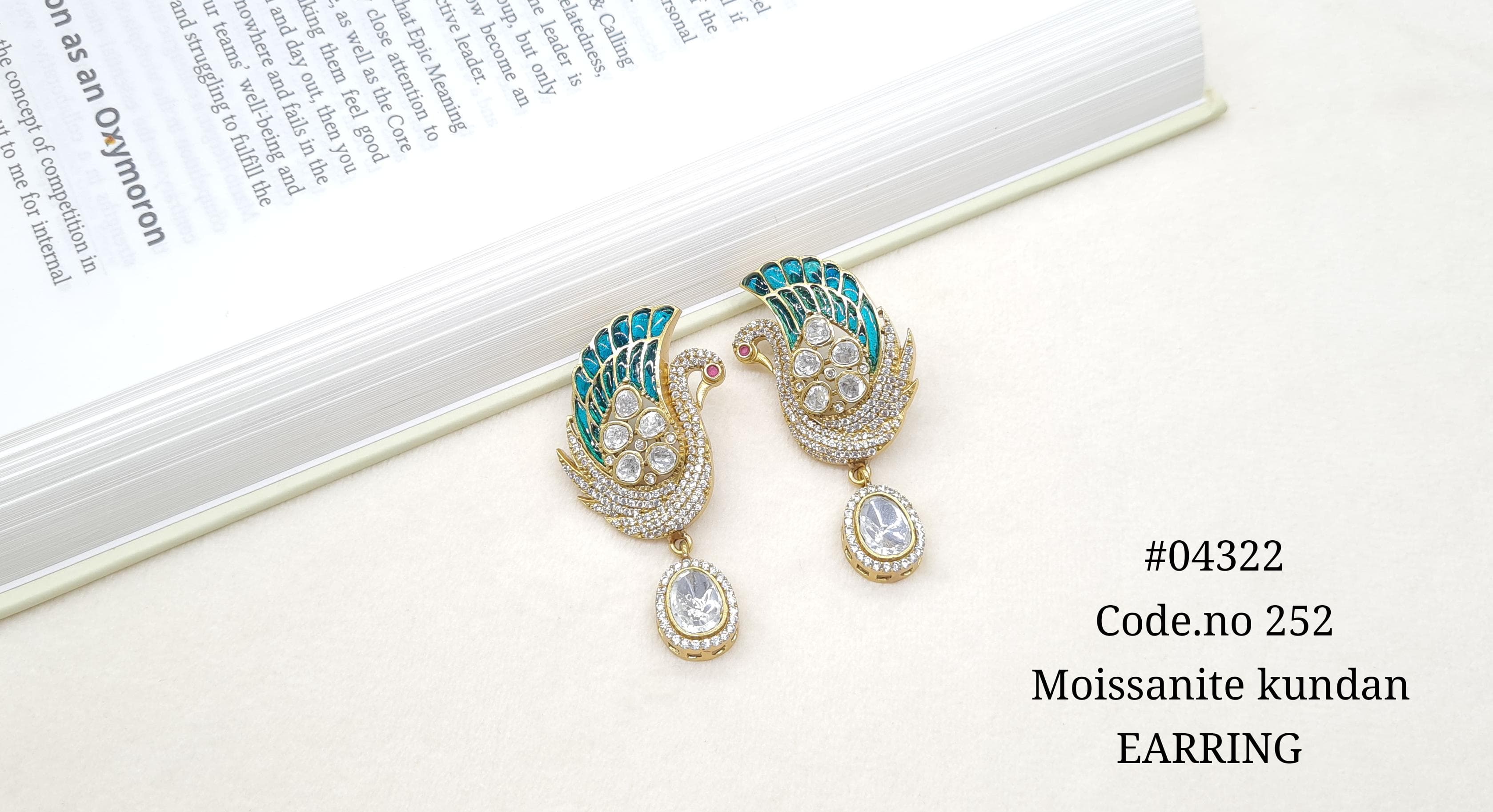 Kundan Earring 04322 - 5