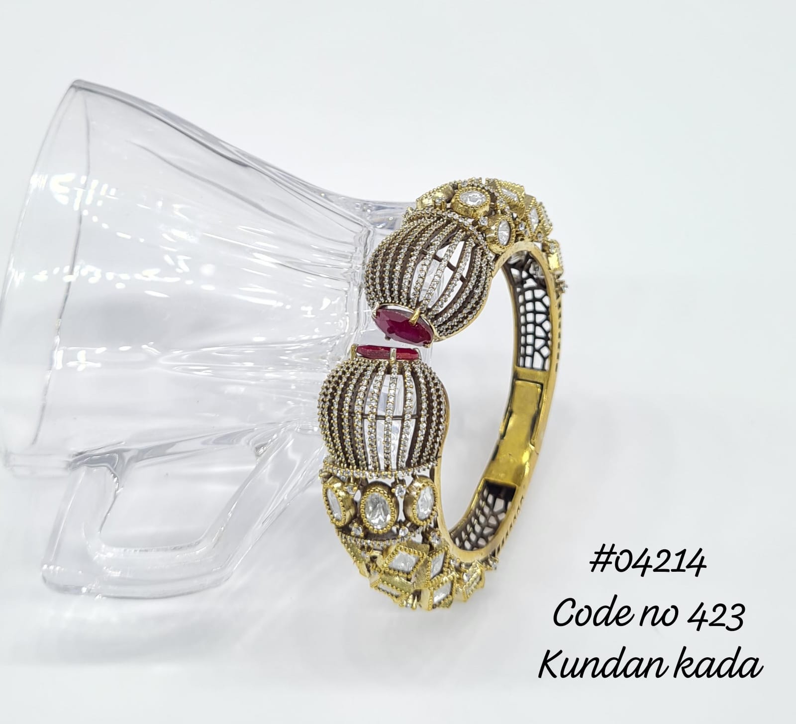 Menara Victorian Kada 04214