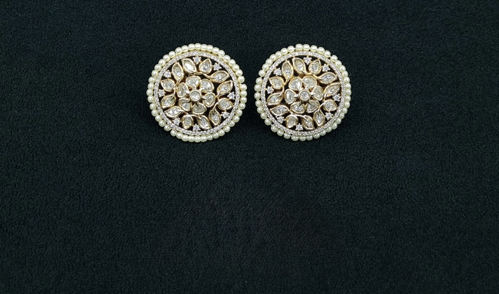 Kundan Tops 07081 - 3