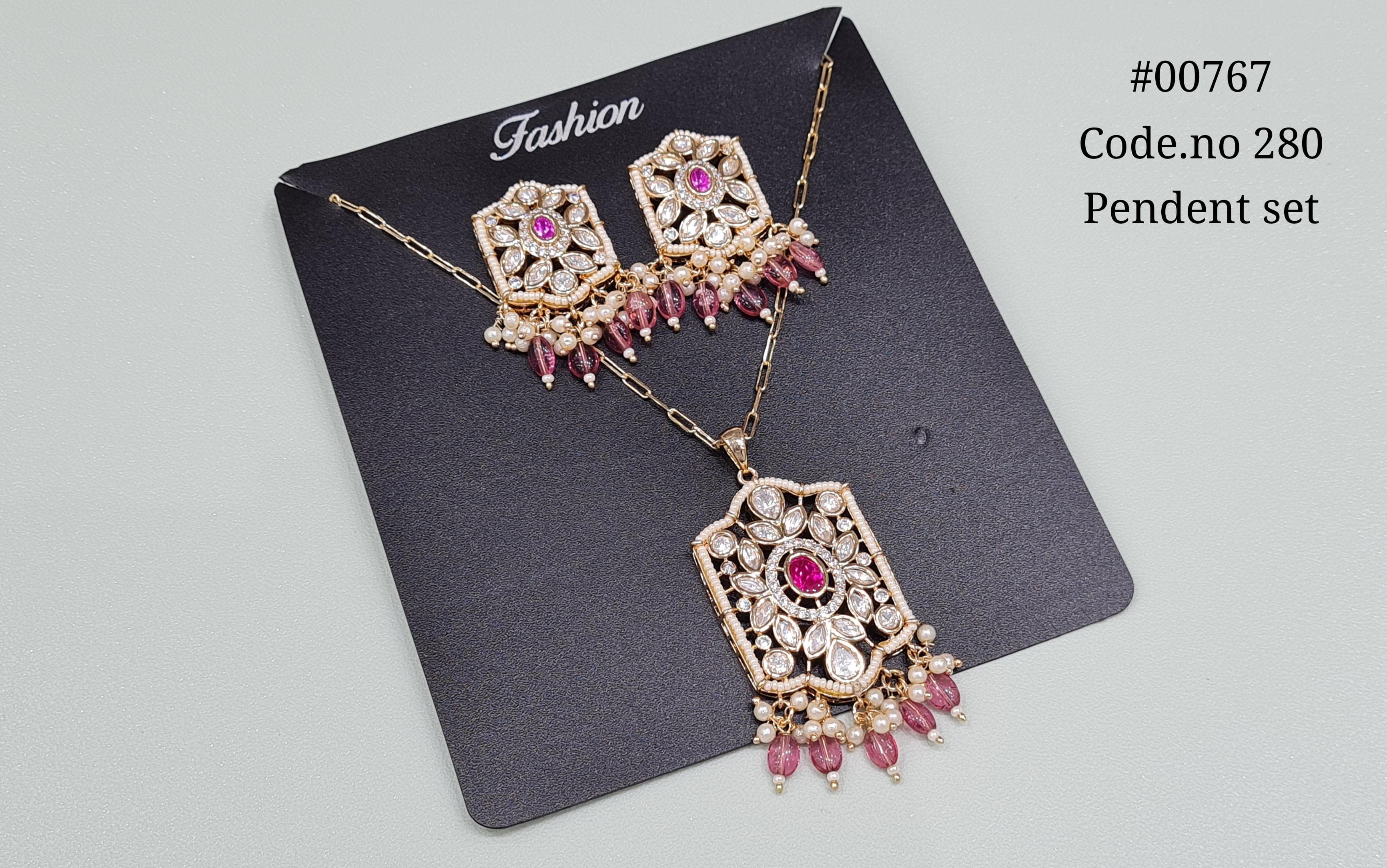 Kundan pendant set 00767