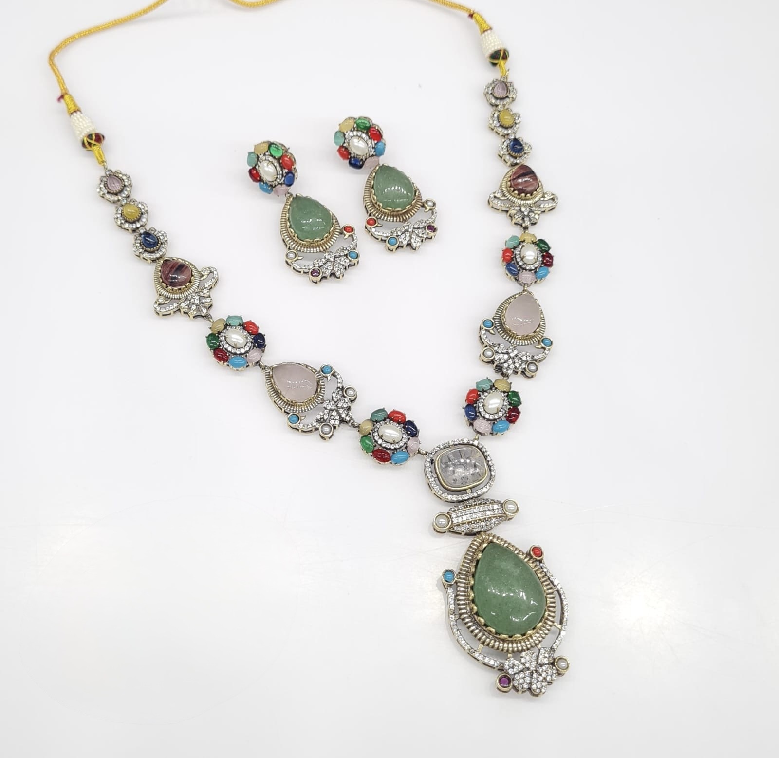 Sabyasachi Necklace 08649