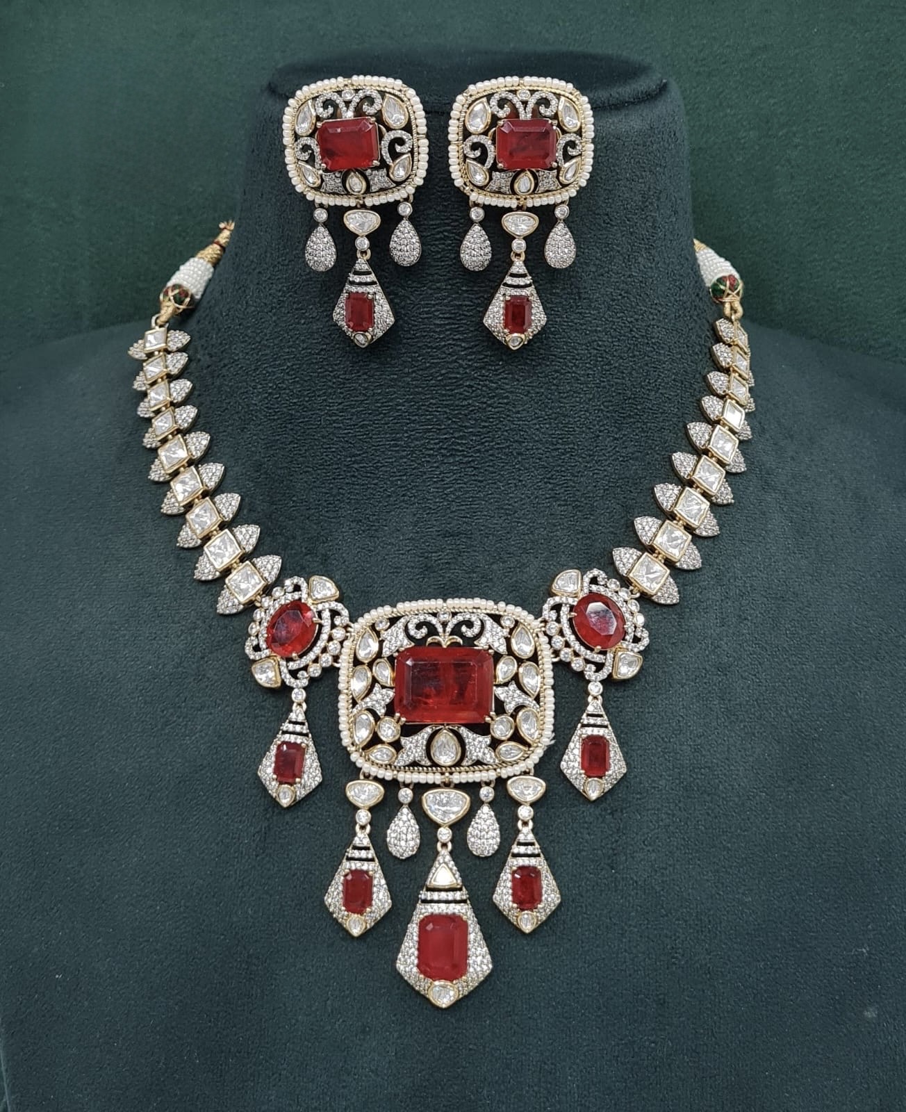 Victorian Necklace 07862 - 3