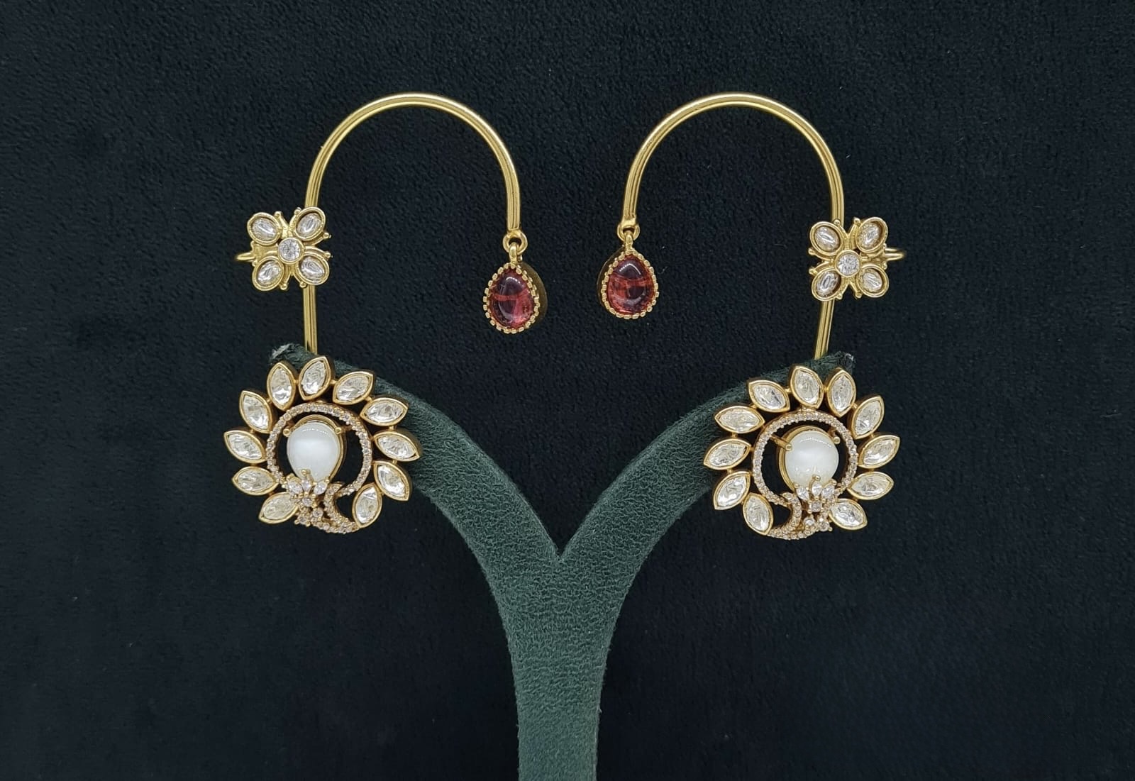 Kundan Earcuff 07567 - 9
