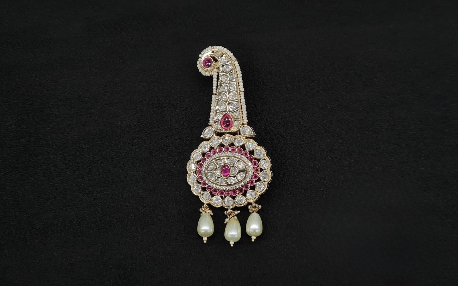 Kundan Kalgi 10319 - 2
