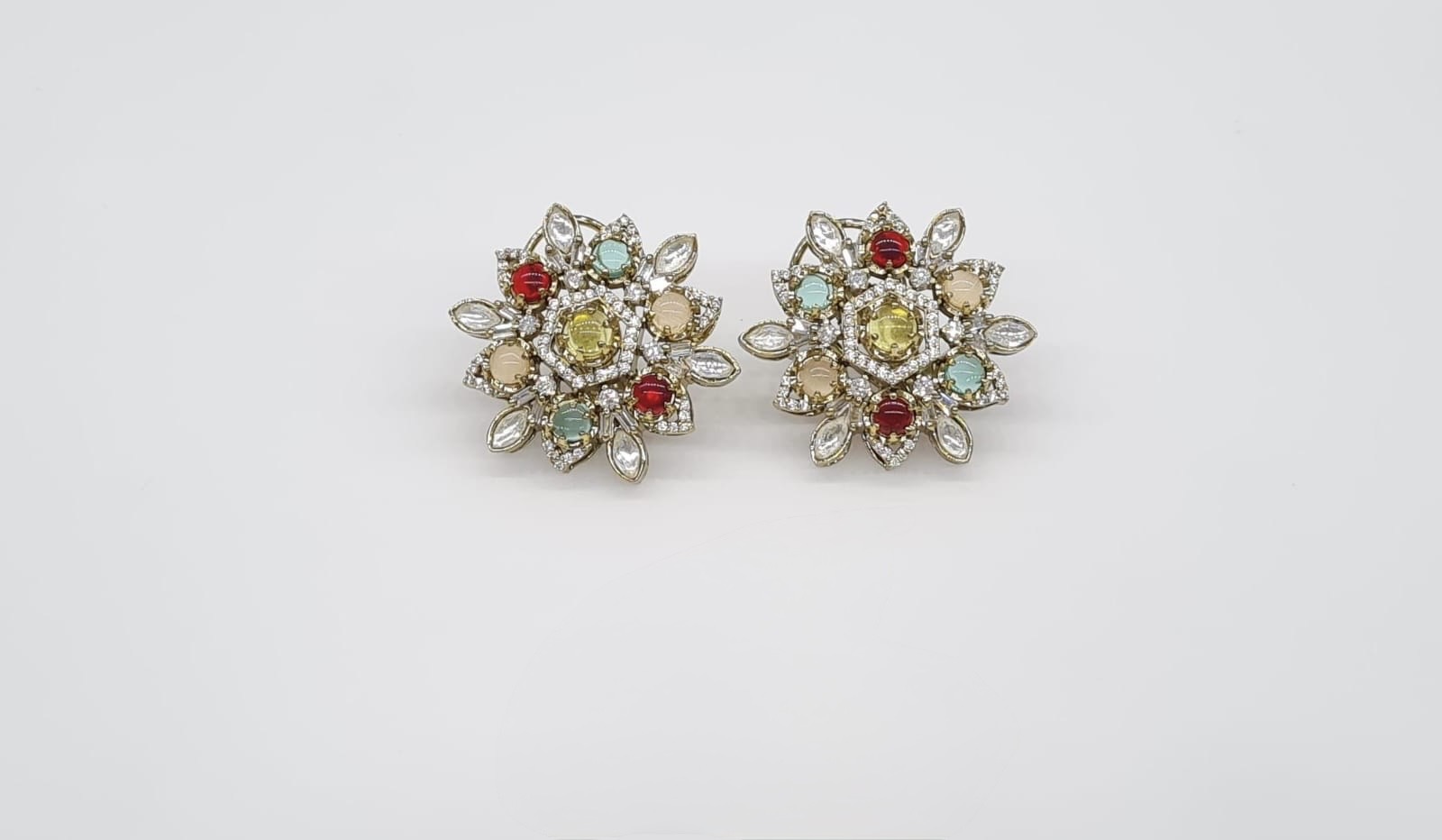 Sabyasachi Earrings 09406 - 8