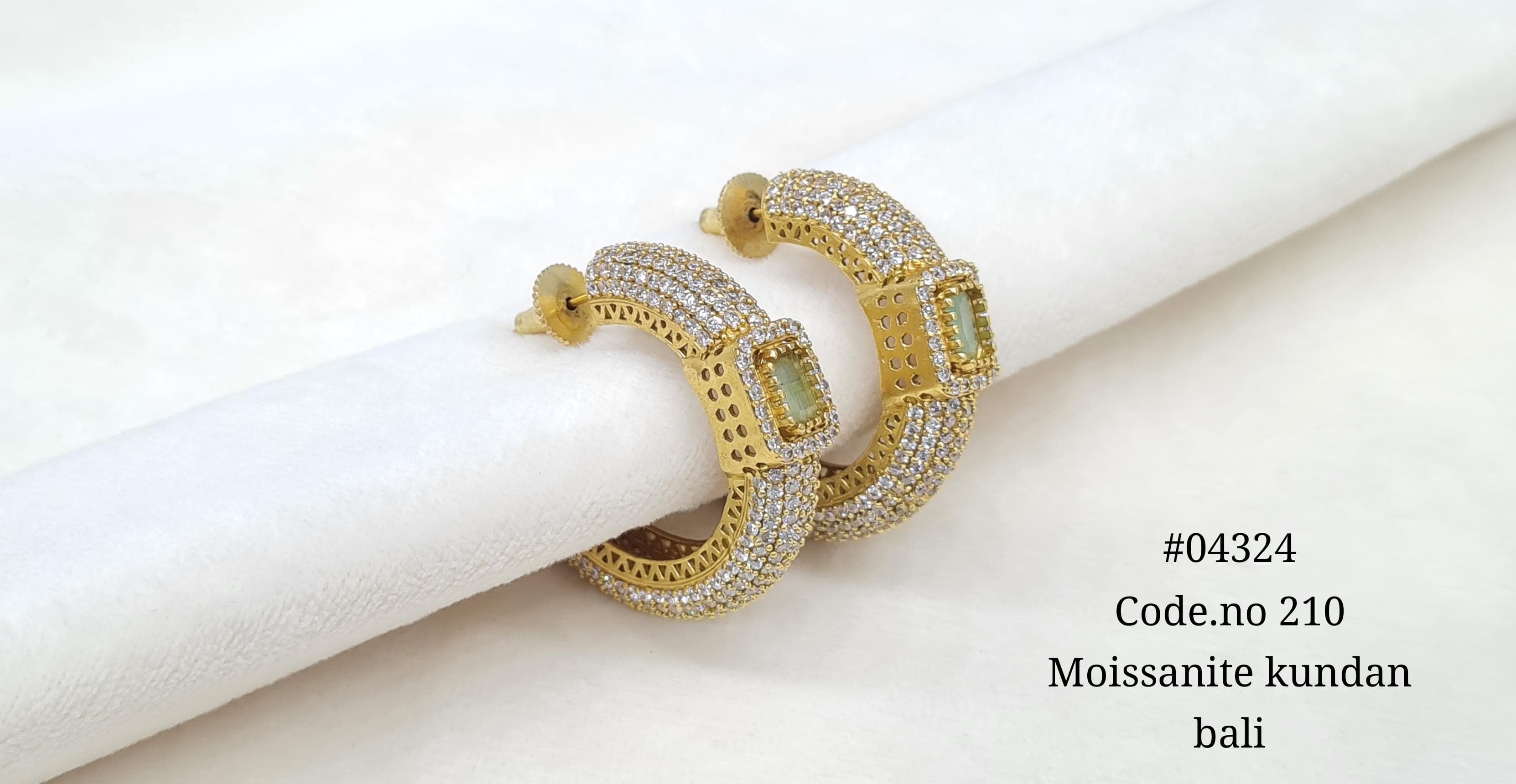 Kundan Earring 04324 - 5
