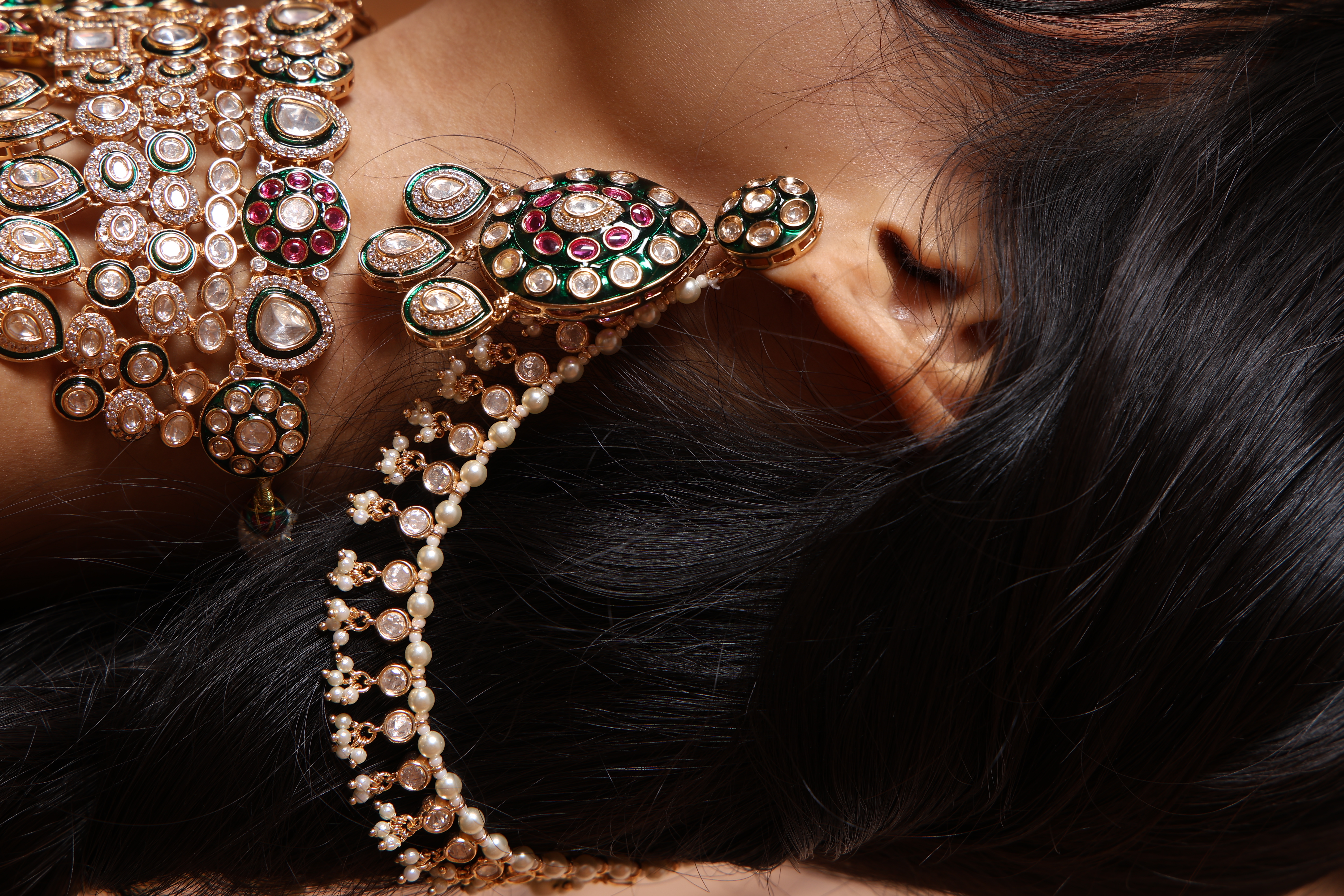 Kundan Kanchain 01100 - 2
