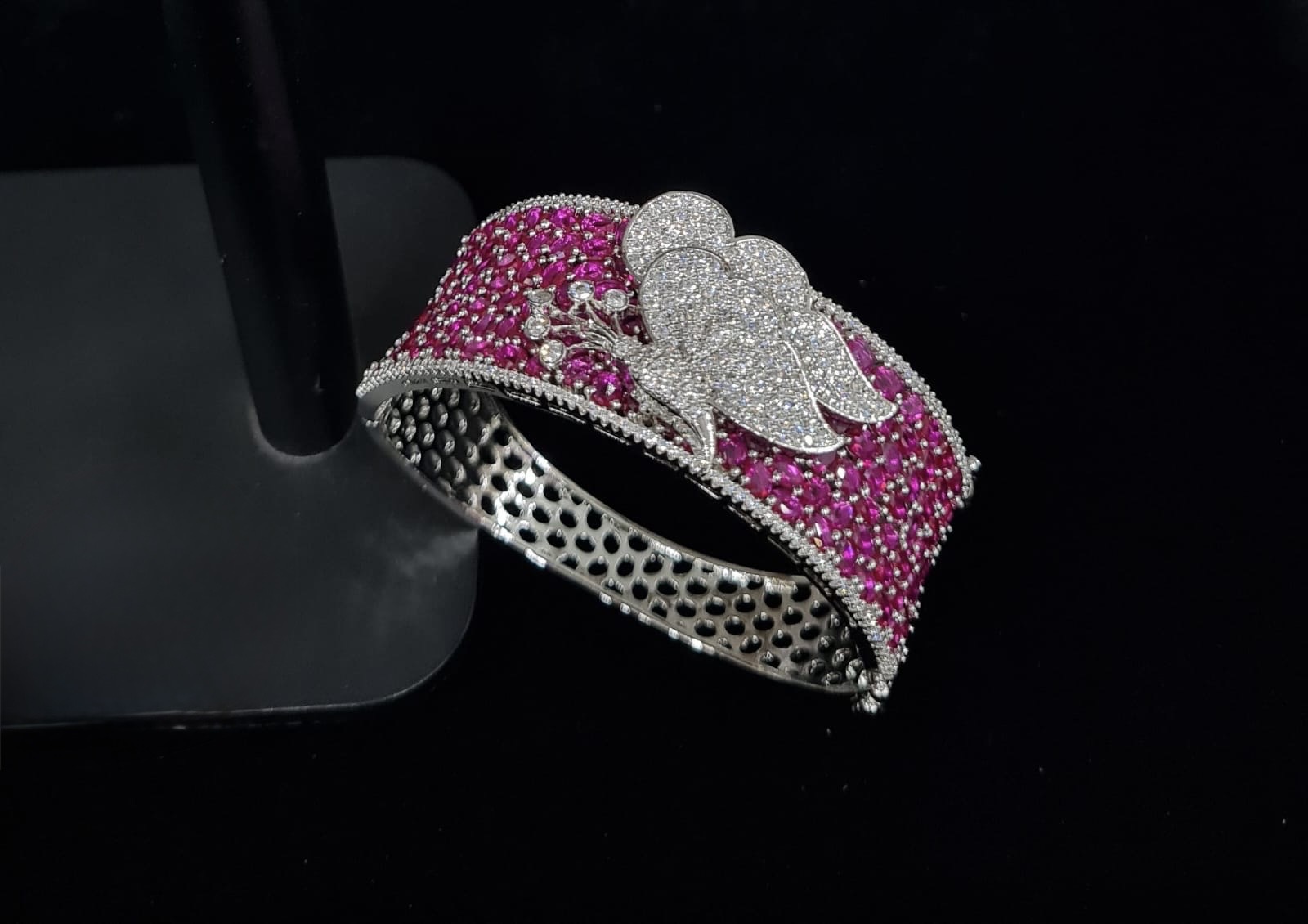 Celestia Petal Cuff 08251