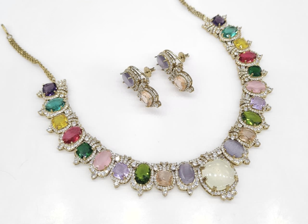 Sabyasachi Necklace 08728 - 11