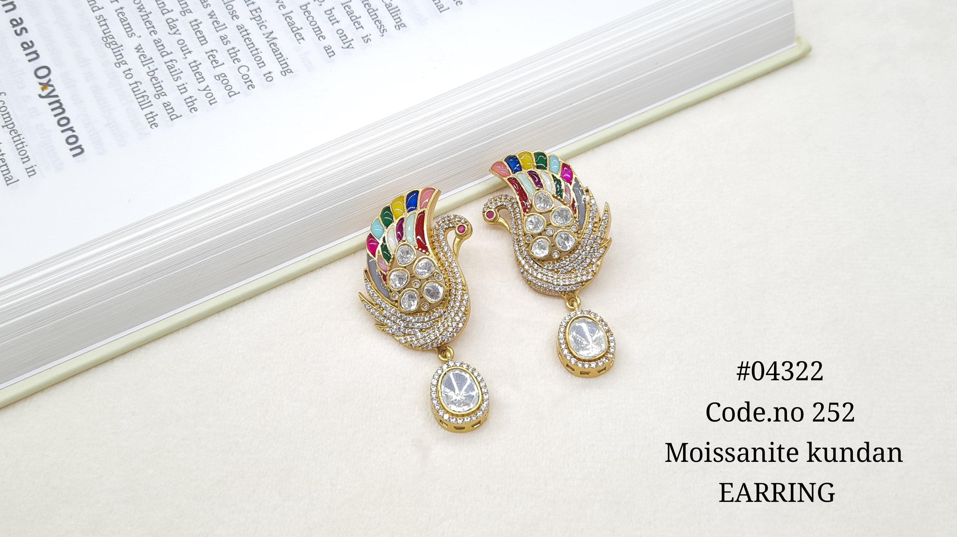 Kundan Earring 04322 - 7
