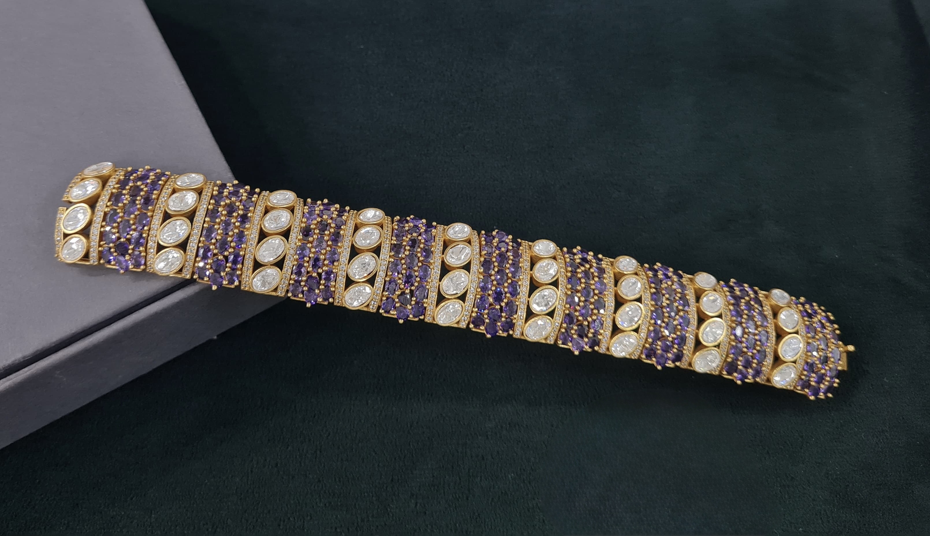 Kundan Bracelet 06434 - 6