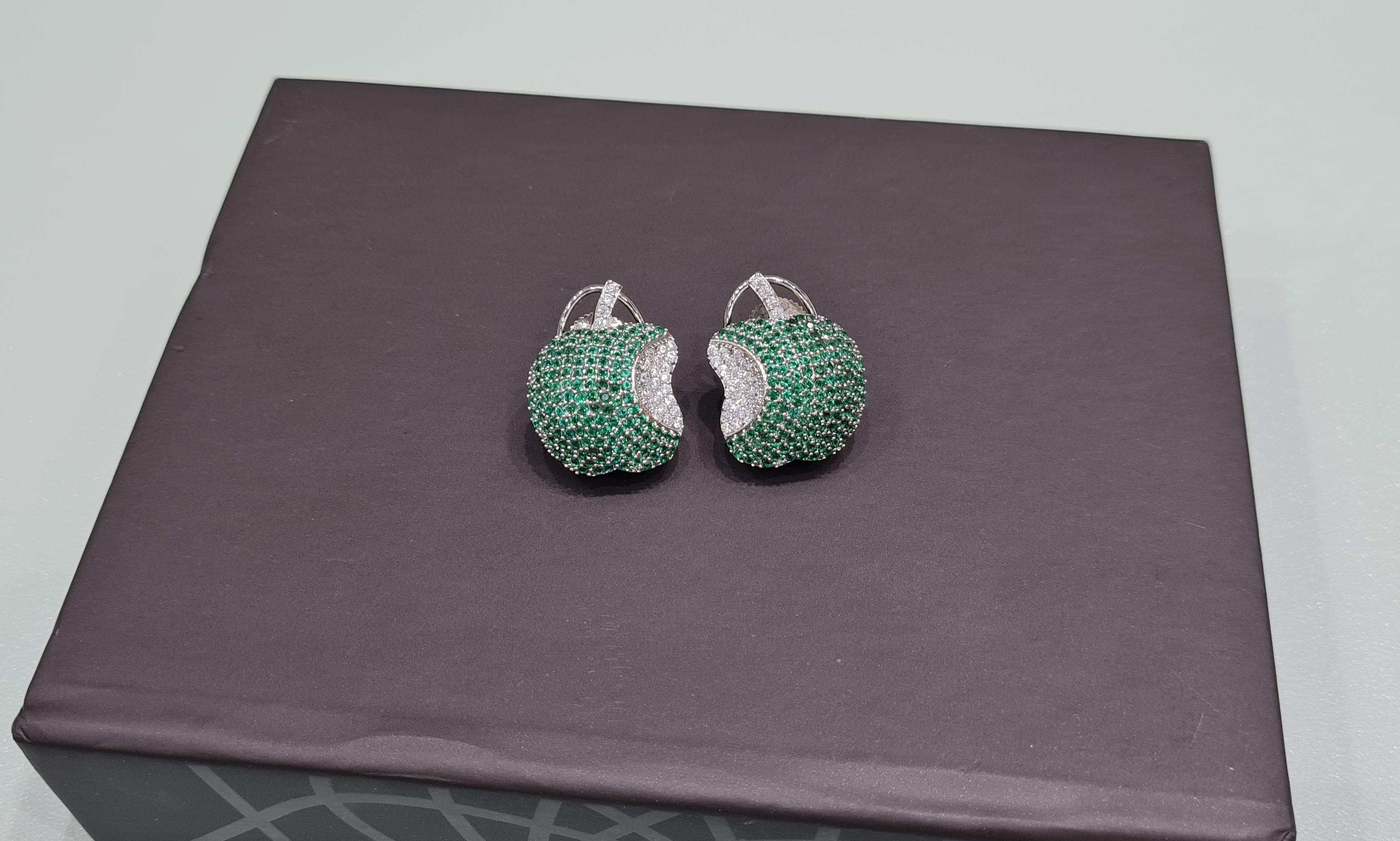 Cz apple Studs 01658 - 6