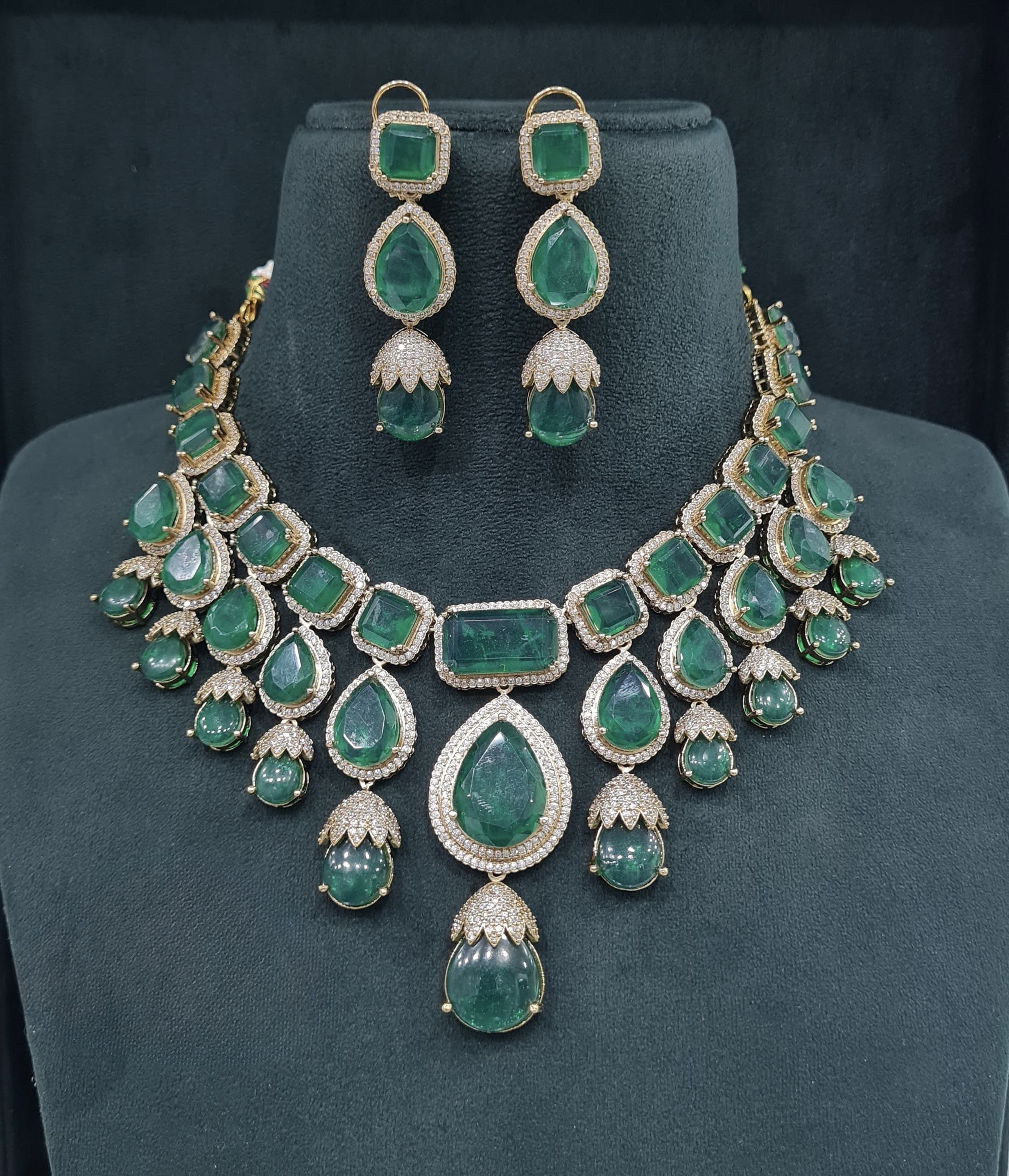 Sabyasachi Necklace 05505 - 5