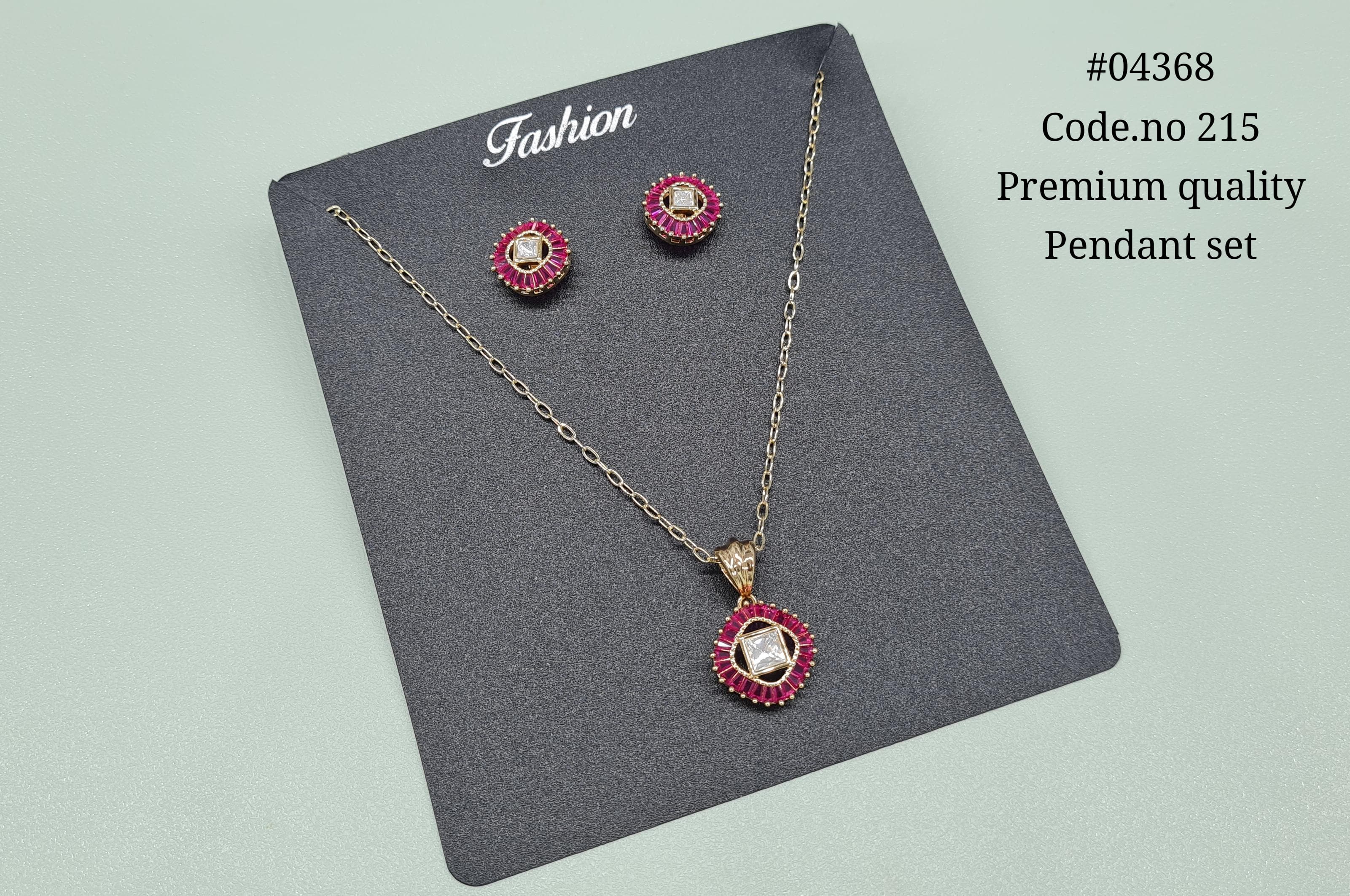 Kundan Pendant 04368 - 3