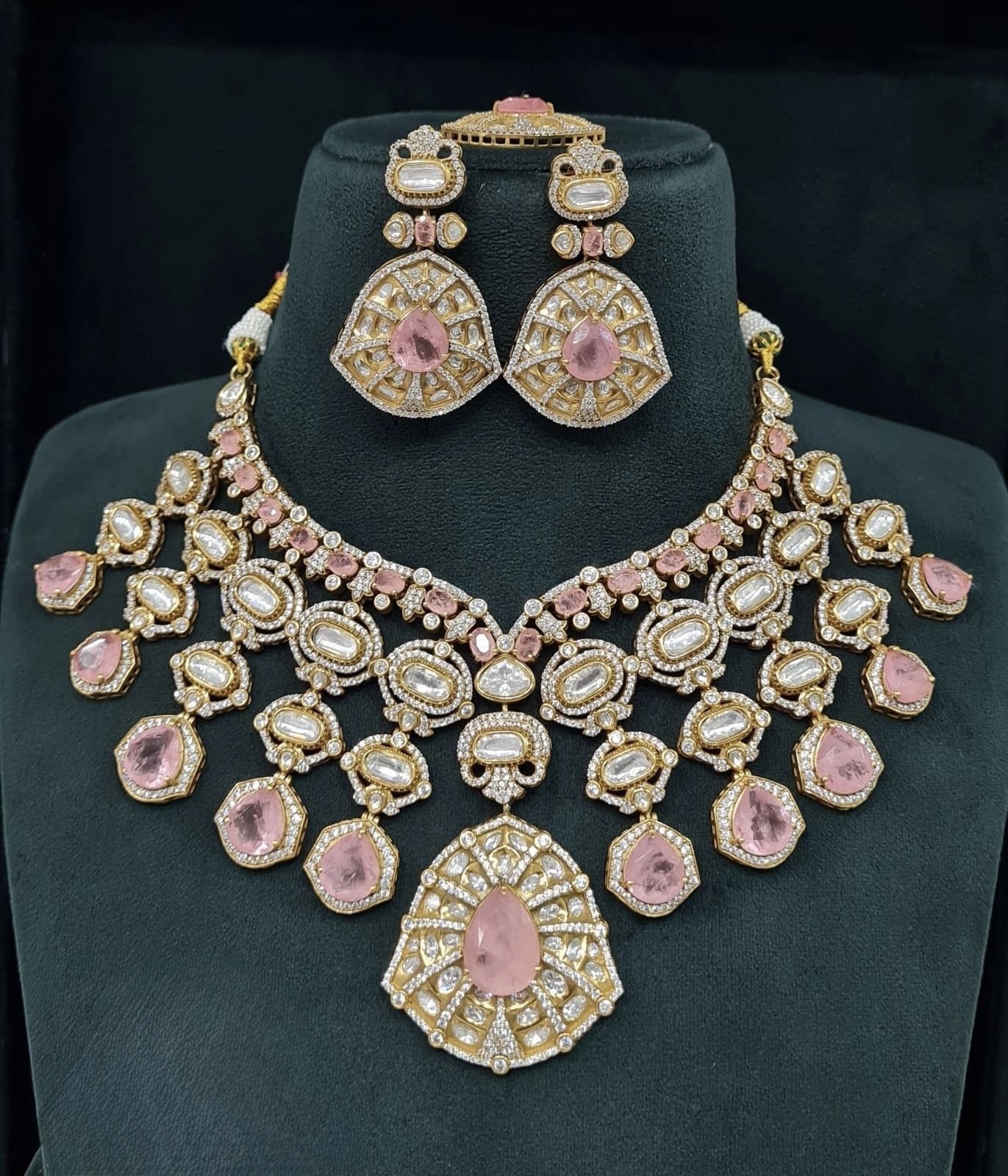 Kundan Bride Set 05501 - 5
